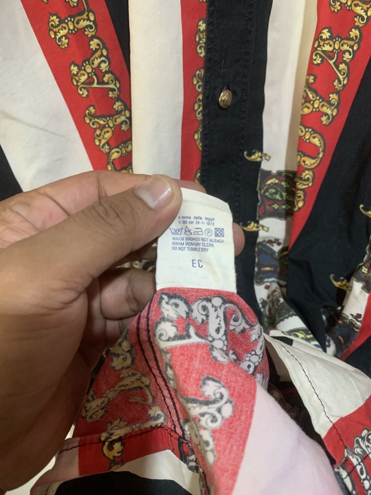 Versace VINTAGE GIANNI VERSACE AOP SHIRT Size US M / EU 48-50 / 2 - 13 Thumbnail