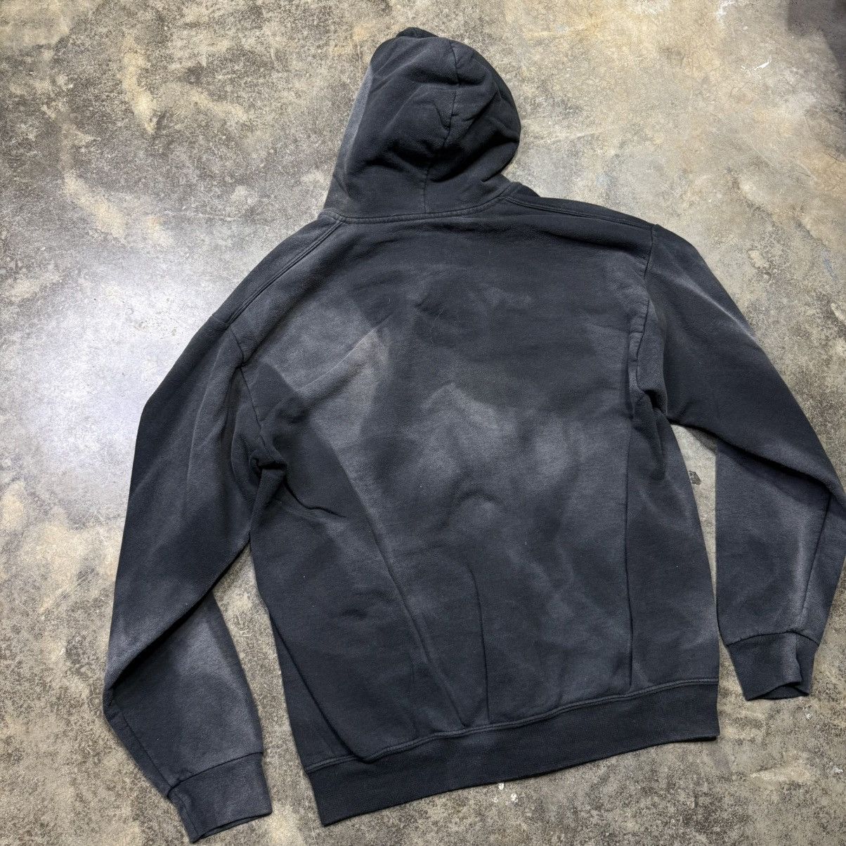 Vintage vintage y2k faded black baggy zip up hoodie Size US L / EU 52-54 / 3 - 6 Thumbnail