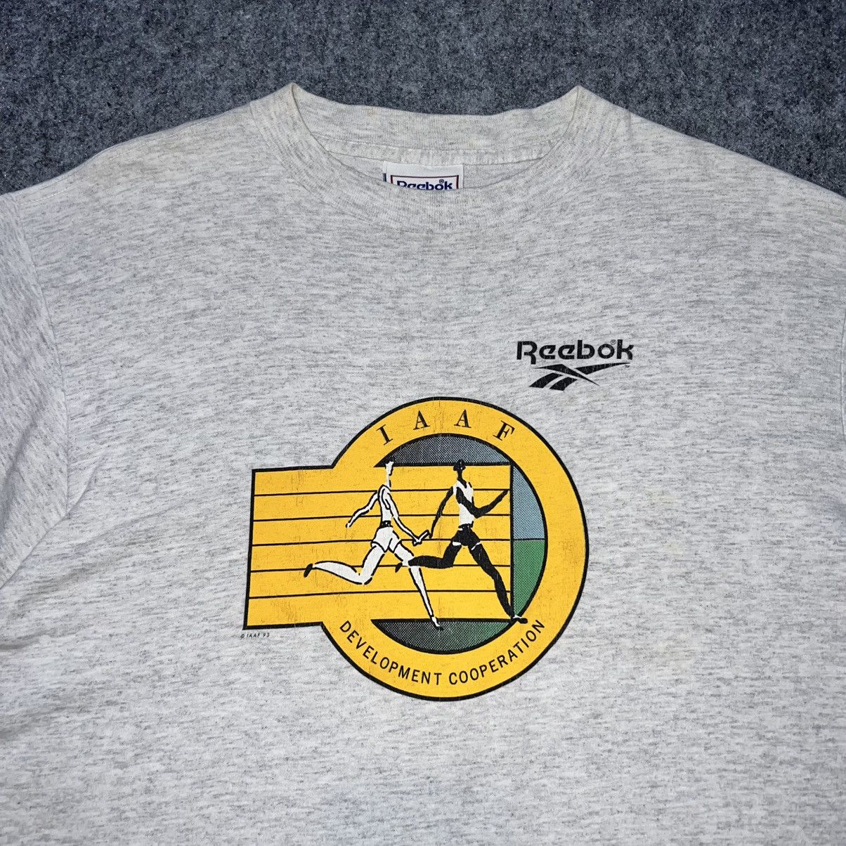 Reebok T-shirt Vintage Reebok IAAF Run ©️93 Size US L / EU 52-54 / 3 - 2 Thumbnail