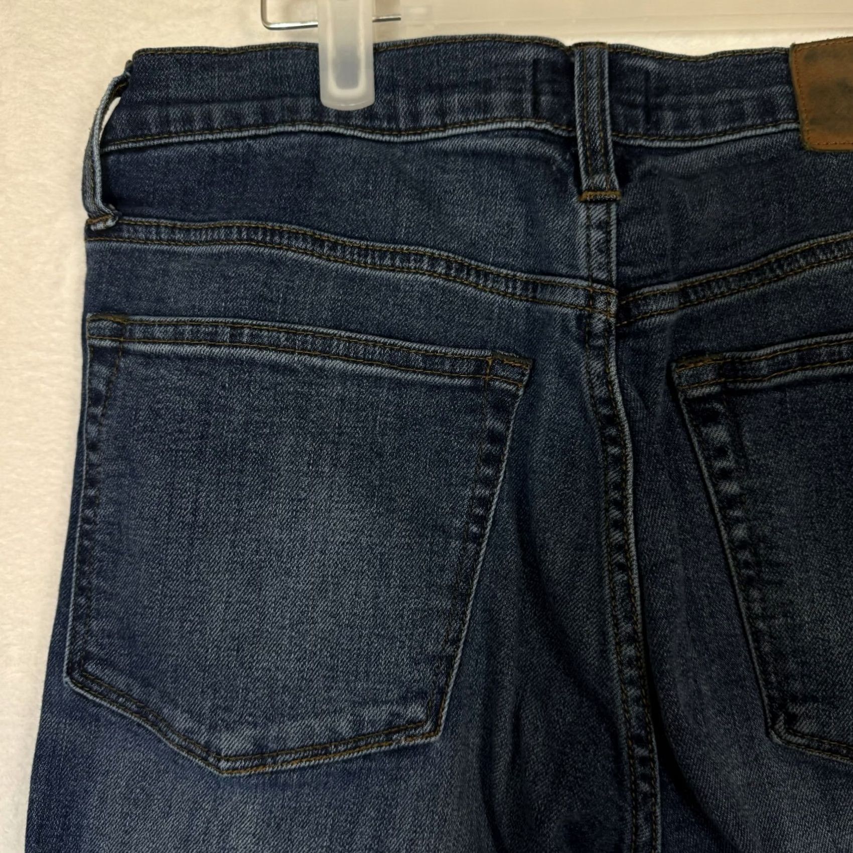 J.Crew J.CREW Jeans Mens 31x30 Blue Denim 5-Pocket Mid-Rise Straight Leg Classic Everyday Wear Size US 31 - 6 Thumbnail