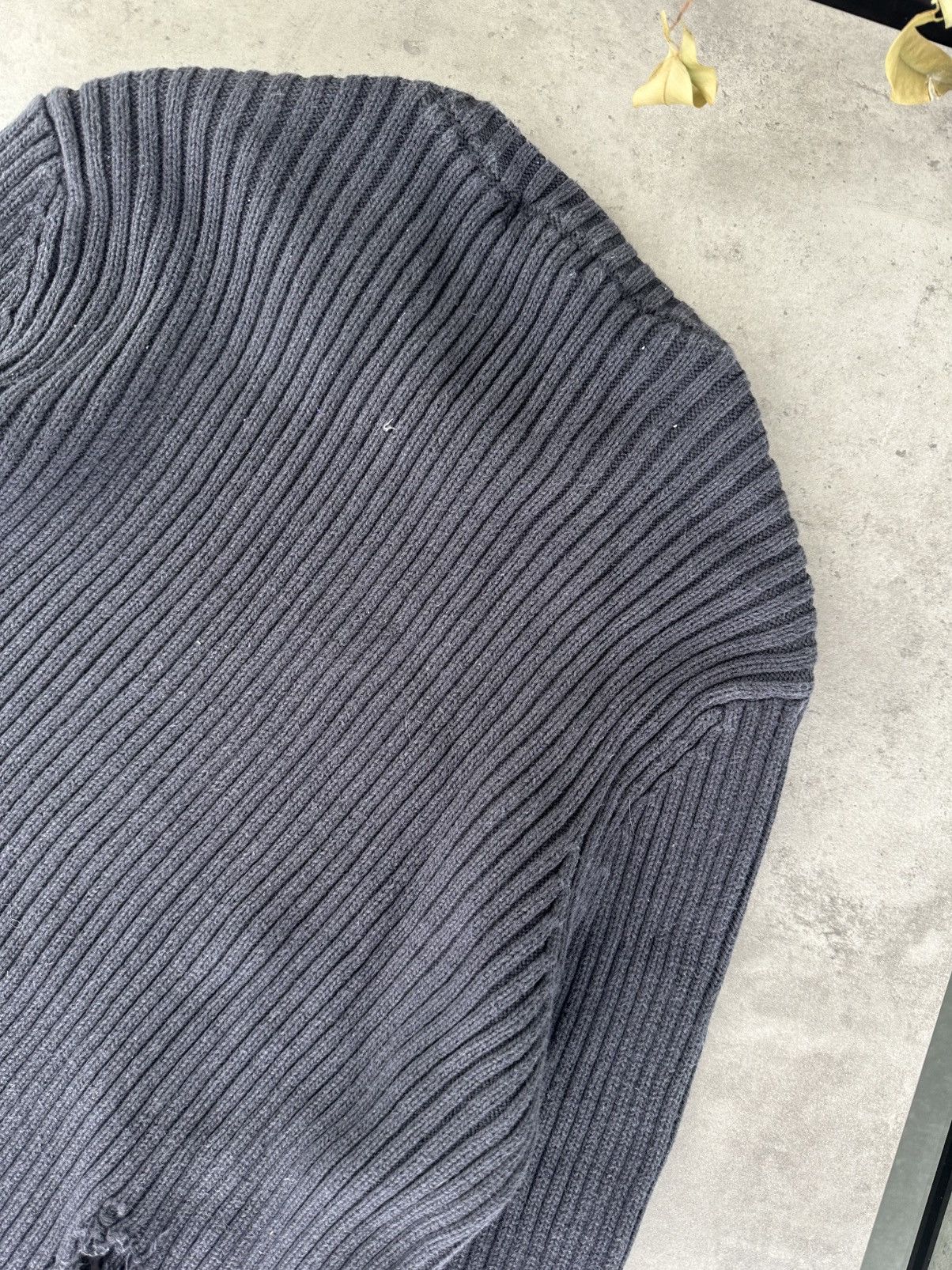 Japanese Brand H&M Distressed Sweater Size US XS / EU 42 / 0 - 10 Thumbnail