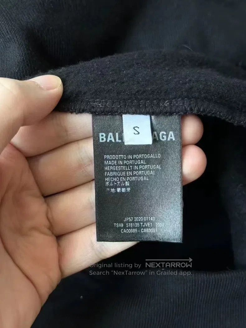 Balenciaga Balenciaga Black football logo hoodie Size US S / EU 44-46 / 1 - 3 Thumbnail