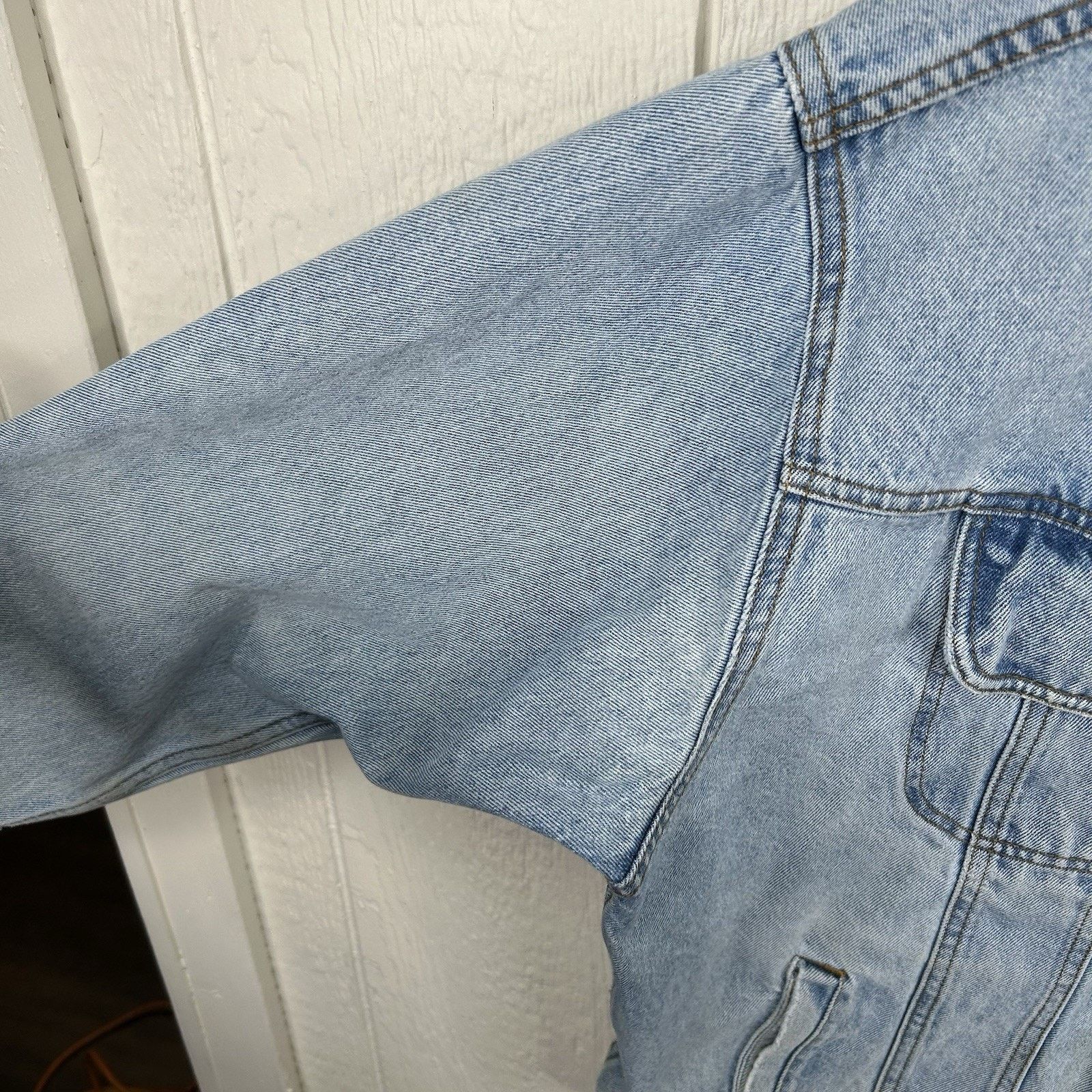 Wrangler 90's Wrangler Western Faded Button-Up Denim Jacket X-Large Size US XL / EU 56 / 4 - 8 Thumbnail