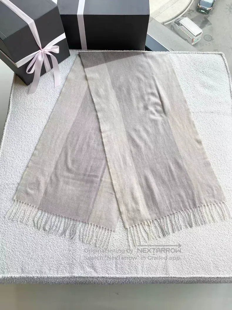 Hermes Hermes Vertical Stripe Cashmere Fringe Scarf Size ONE SIZE - 1 Thumbnail