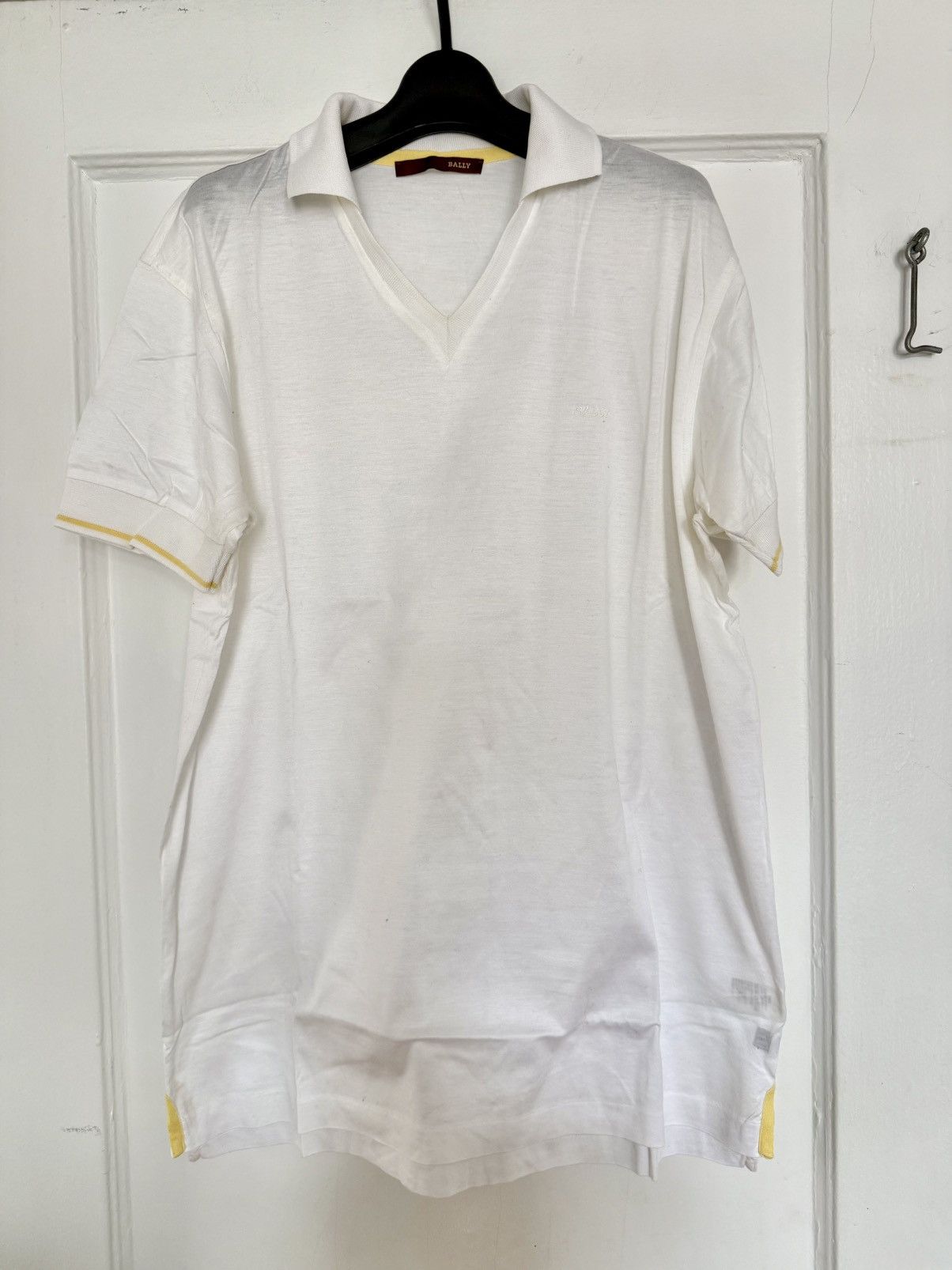 Bally Bally white polo 40/50 Size US M / EU 48-50 / 2 - 1 Thumbnail