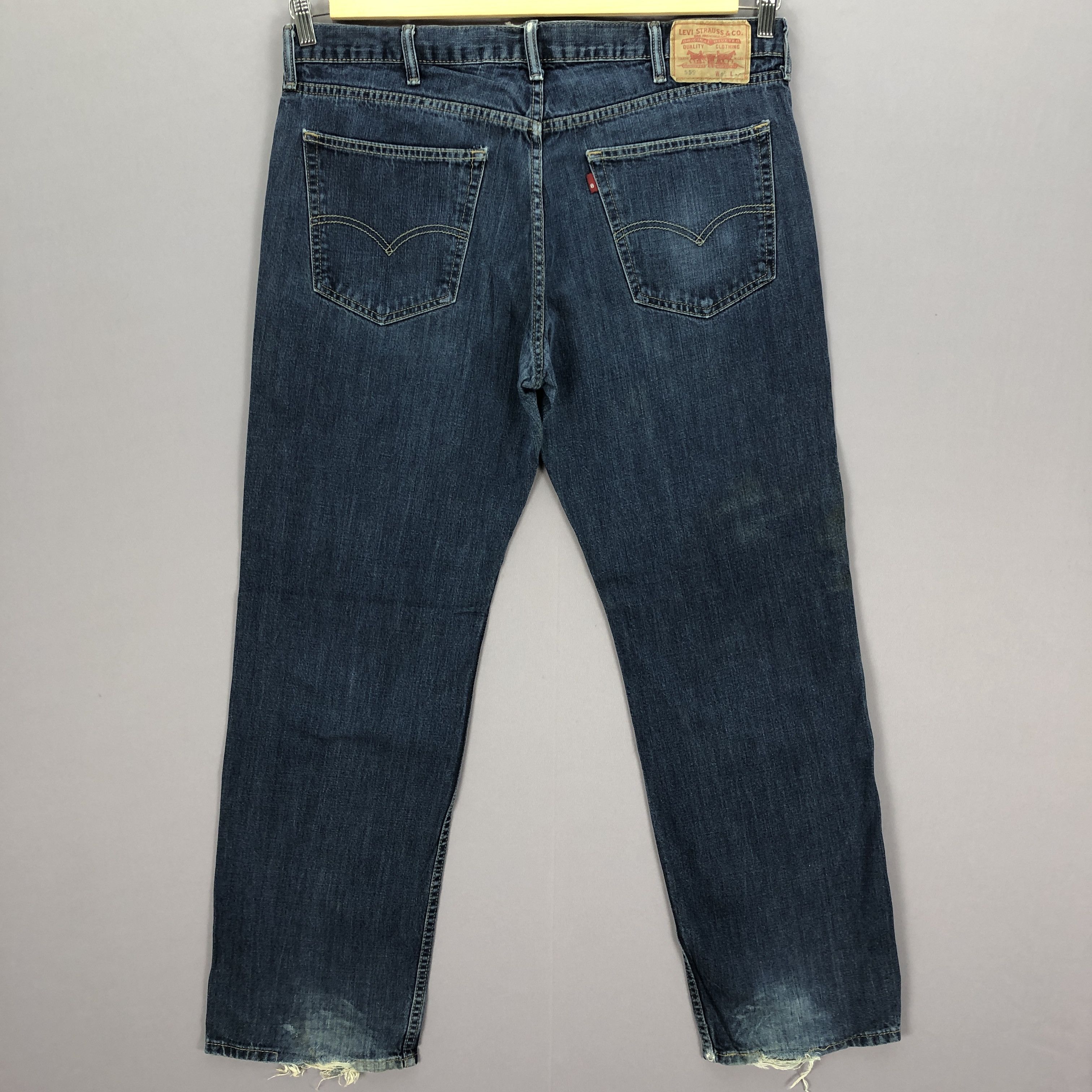 Levi's Vintage Levis 559 Baggy Jeans Levi's Indigo Faded Denim Size US 38 / EU 54 - 2 Thumbnail