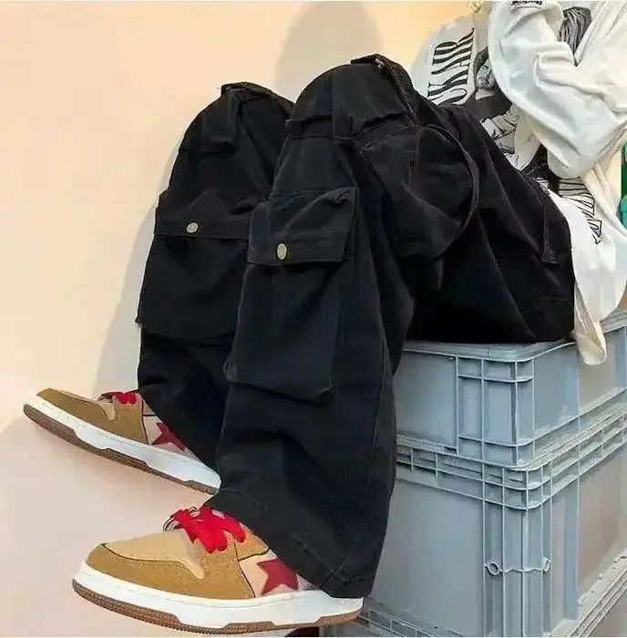 Japanese Brand Black Cargo Multi Pocket Pants Size US 32 / EU 48 - 2 Thumbnail