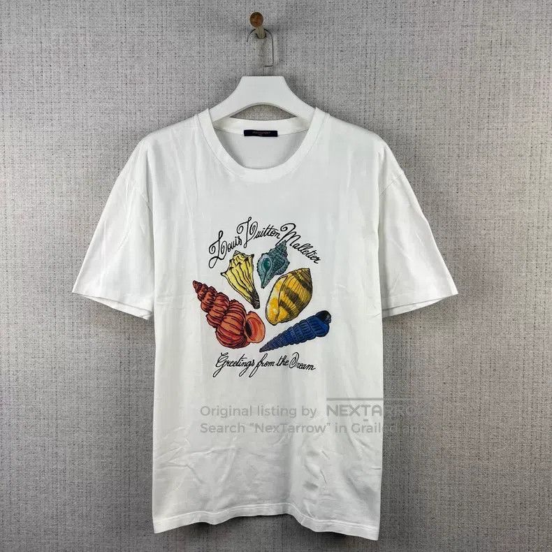 Louis Vuitton Louis Vuitton size 5l Letter Shell Print Crew Neck Short Sl Size US M / EU 48-50 / 2 - 1 Thumbnail