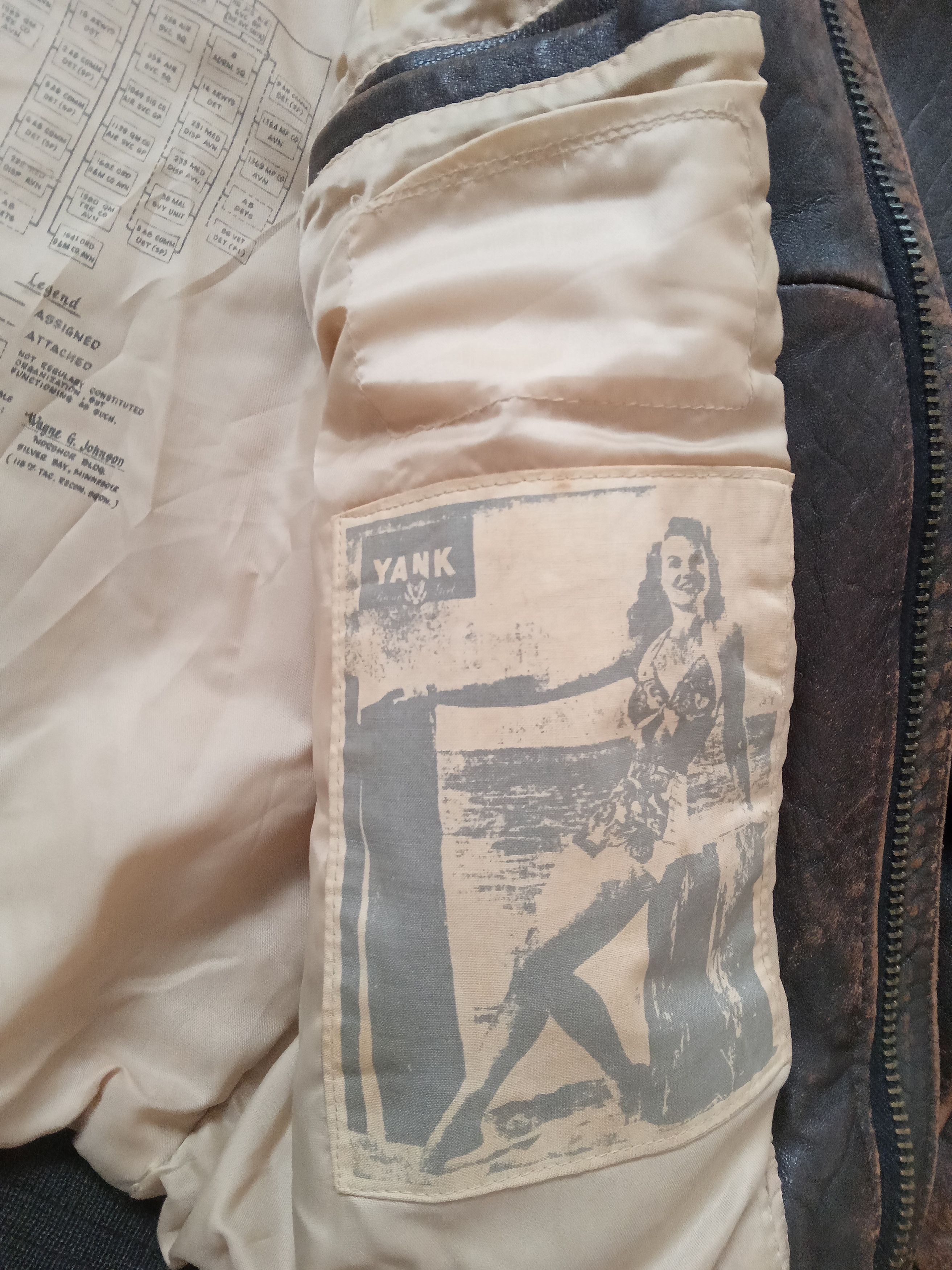 Avirex Avirex Flying Tigers Vintage Distressed Leather Jacket Size US M / EU 48-50 / 2 - 12 Thumbnail