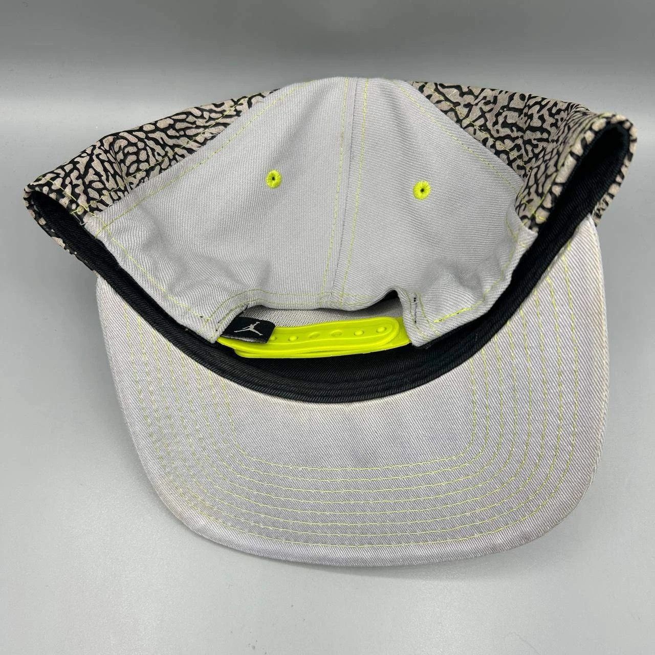 Jordan Brand Air Jordan Hat Men Cement Elephant Embroidered Snap Back Size ONE SIZE - 3 Thumbnail
