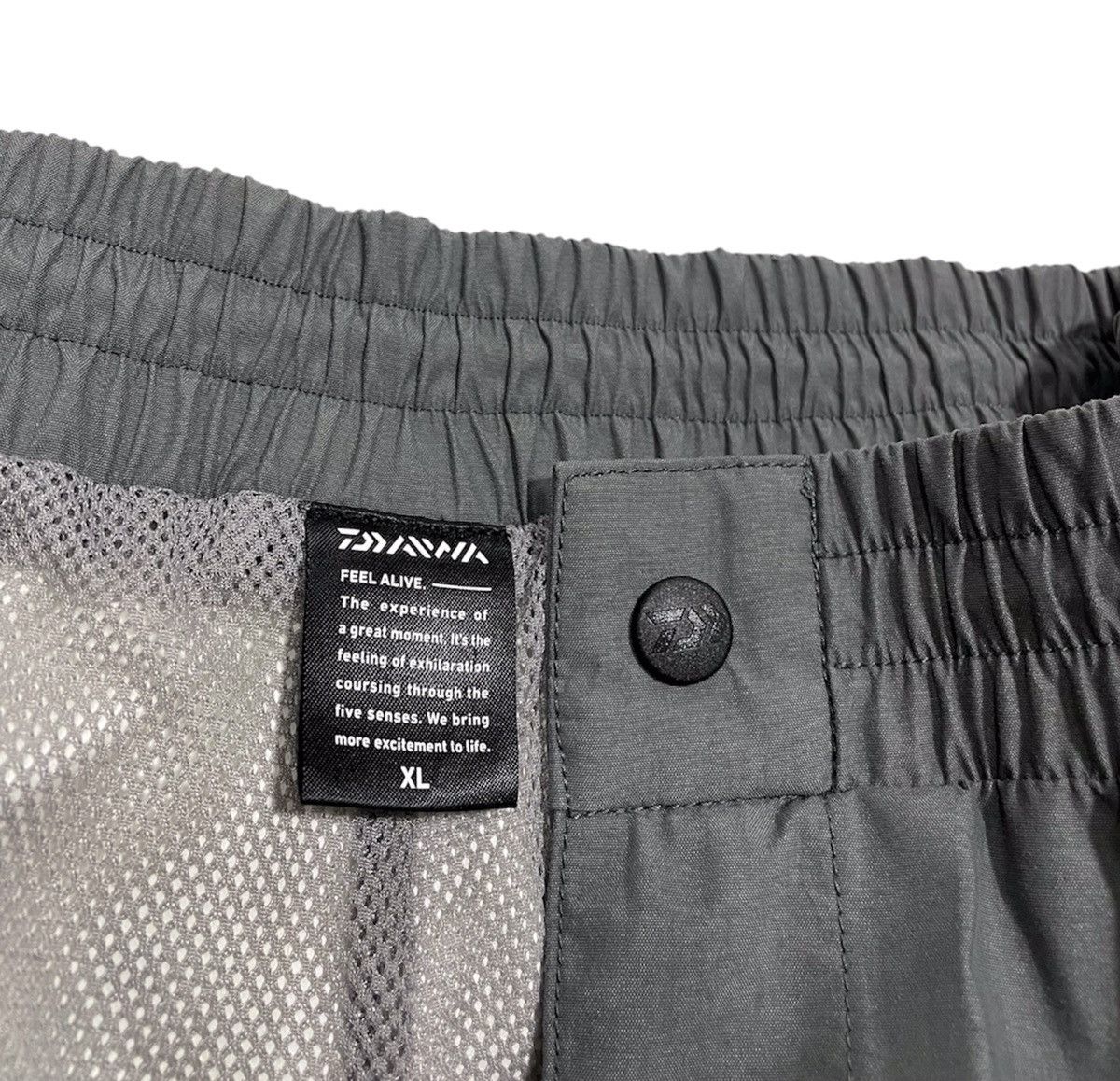 DAIWA PIER39 Versatile GORE-TEX rain pants Size US 33 - 8 Thumbnail