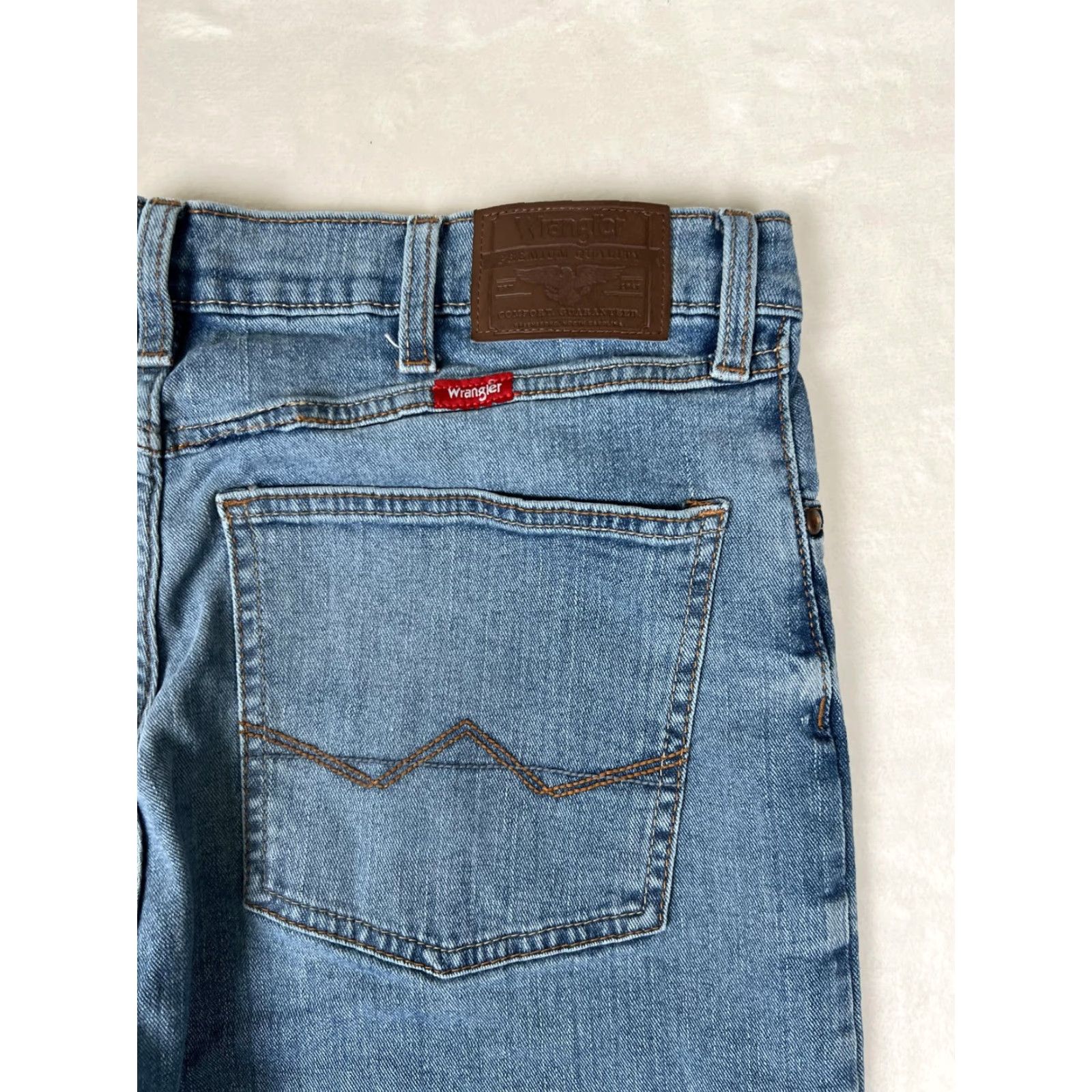 Wrangler VINTAGE Wrangler Jeans Mens 34x34 Blue Straight Fit Denim Cowboy Rodeo Size US 34 / EU 50 - 7 Thumbnail