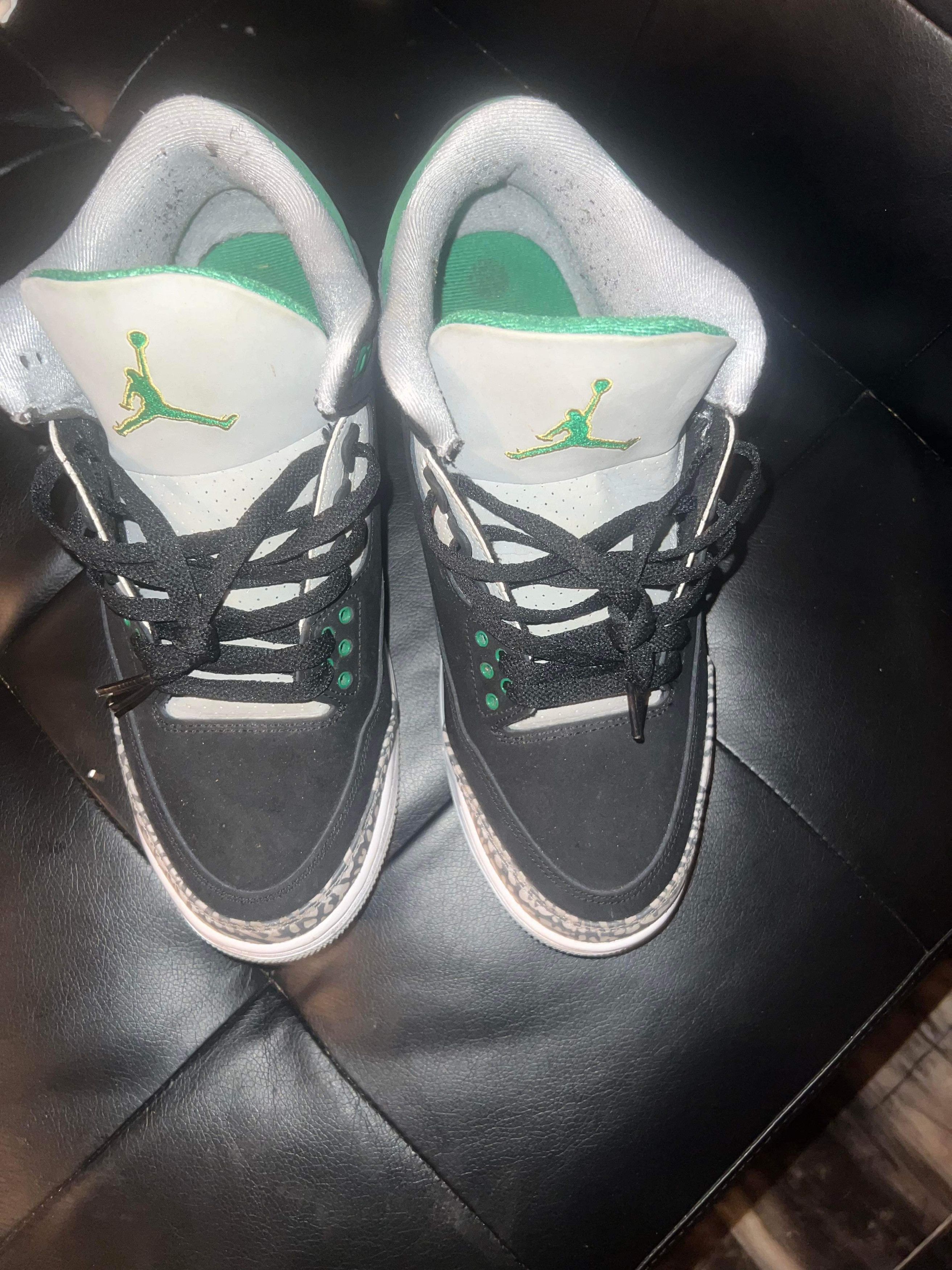 Jordan Brand Pine Green Size US 10 / EU 43 - 1 Thumbnail
