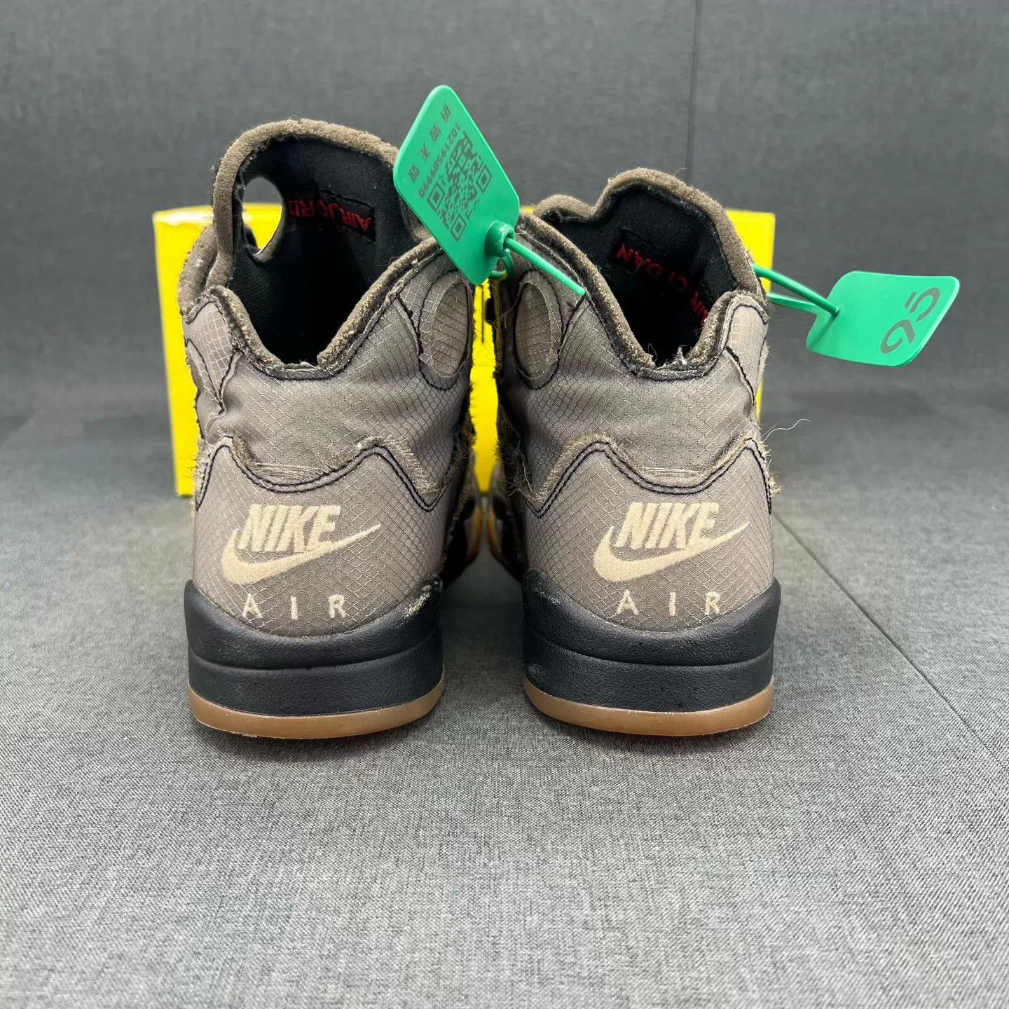 Nike Air Jordan 5 Black Wing 42 Lightly Worn Size US 8.5 / EU 41-42 - 4 Thumbnail