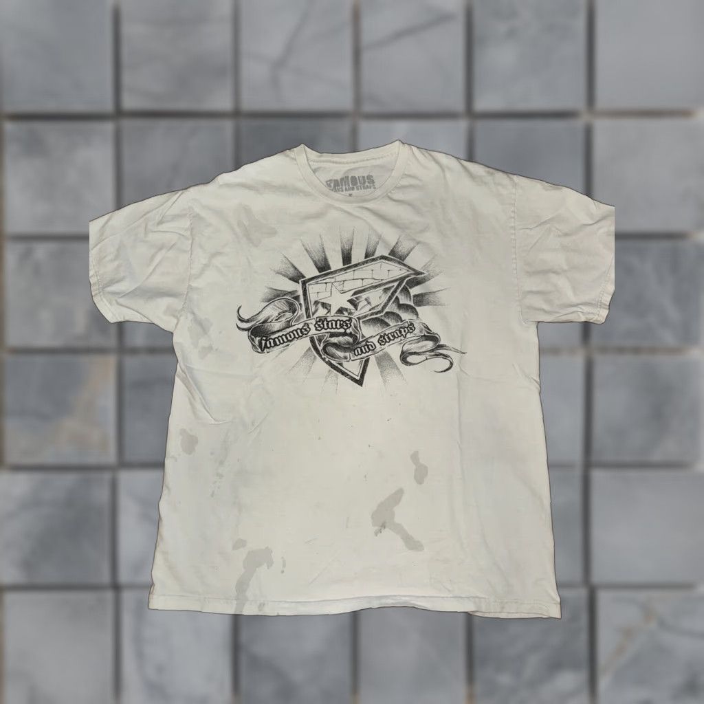 Vintage Famous Stars & Straps T-Shirt White L 2K Y2K Stars Straps Mens Adults Size US L / EU 52-54 / 3 - 1 Thumbnail