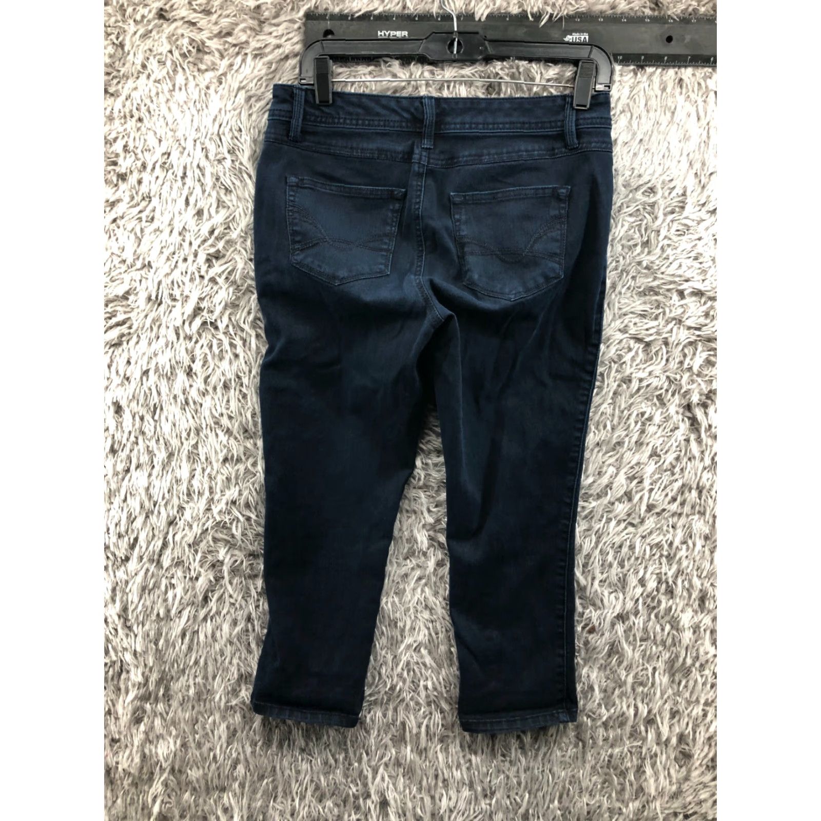 Vintage Roz & Ali Jeans Size 6 Womens Dark Wash Blue Denim Capri 5-Pocket Regular Rise Cotton Jeans Size 28" / US 6 / IT 42 - 4 Thumbnail