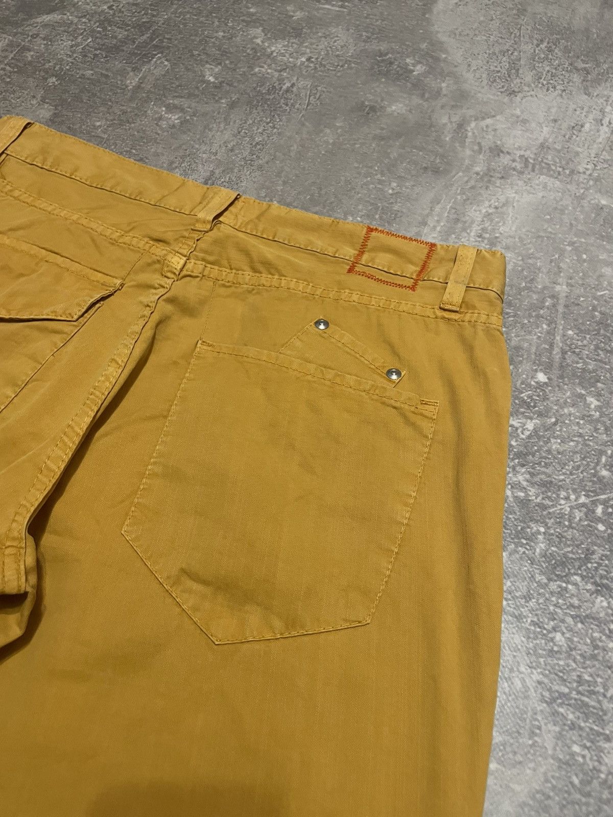 Hugo Boss Vintage Hugo Boss Yellow Pants Y2K Size 34/34 Size US 34 / EU 50 - 21 Thumbnail