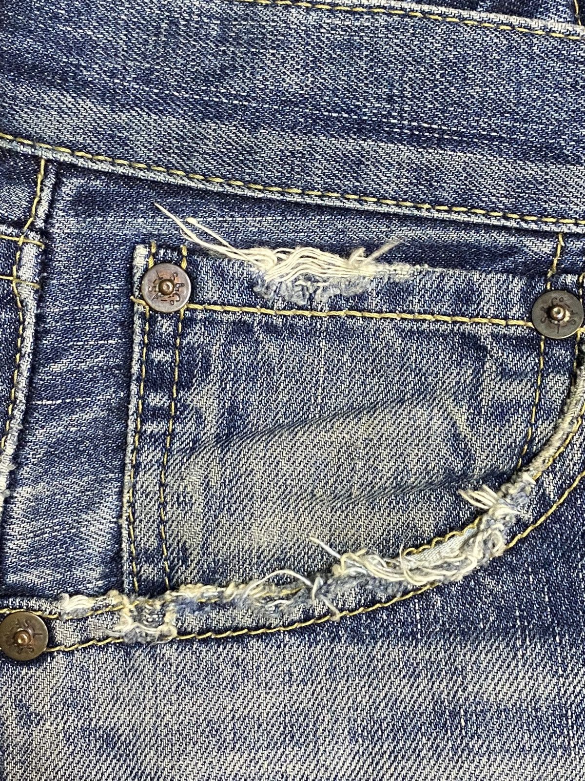 Levi's Vintage Clothing Vintage Levis 503 Blue Wash Trash Distressed Jeans Size US 30 / EU 46 - 13 Thumbnail