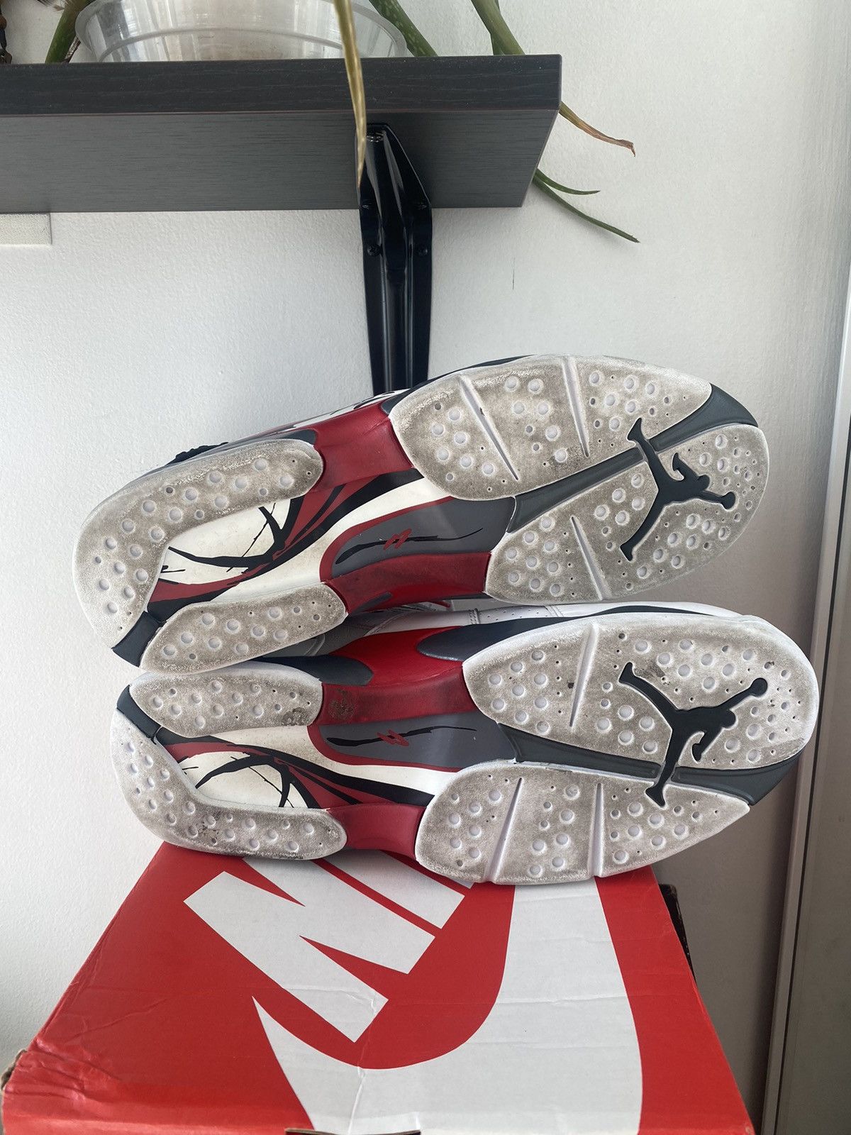 Jordan Brand Air Jordan 8/VIII Retro 'Bugs Bunny' 2012 Size US 13 / EU 46 - 4 Thumbnail
