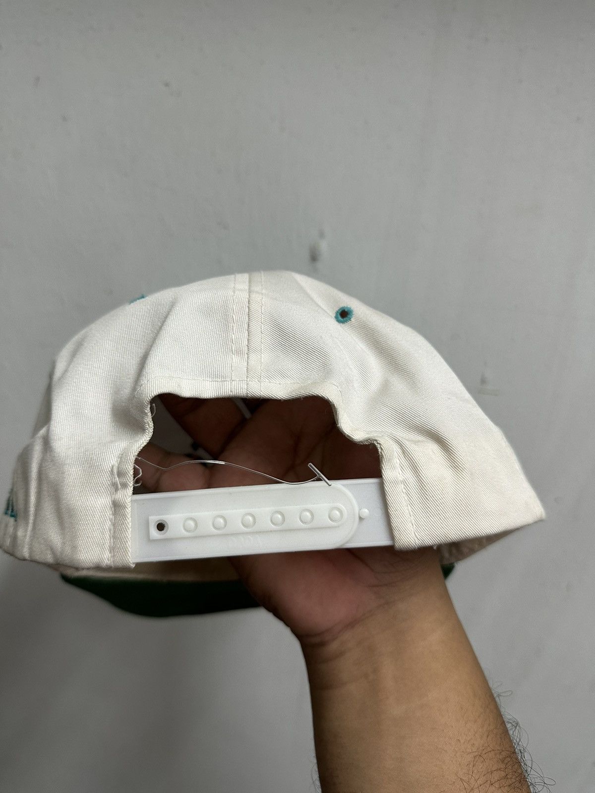 NBA 1994 NCAA Basketball Champ Snapback Size ONE SIZE - 3 Thumbnail