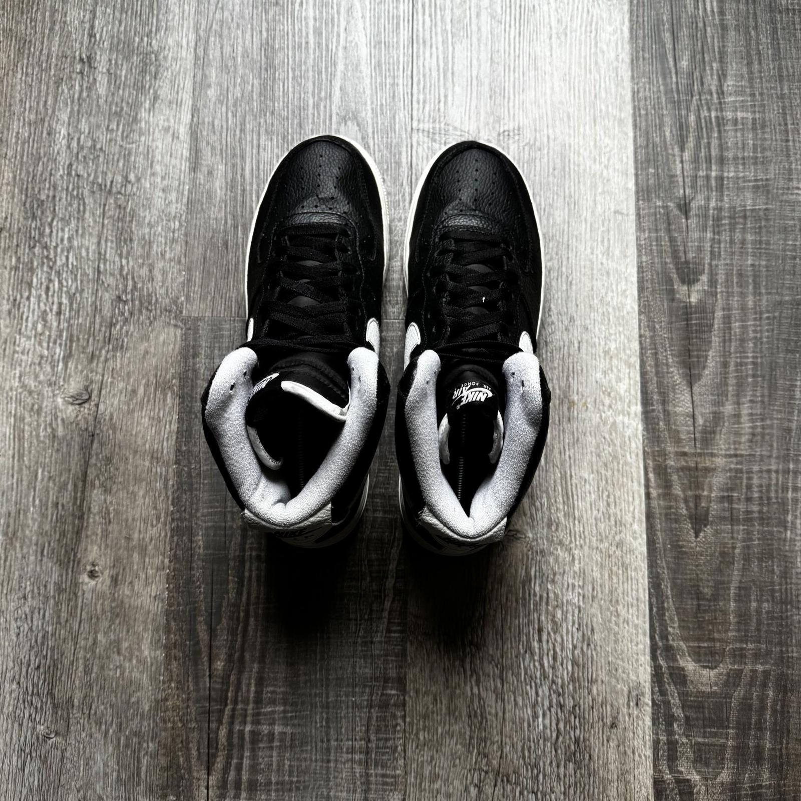 Nike NIKE • Air Force 1 High '07 "Black/White" (12M) Size US 12 / EU 45 - 8 Thumbnail