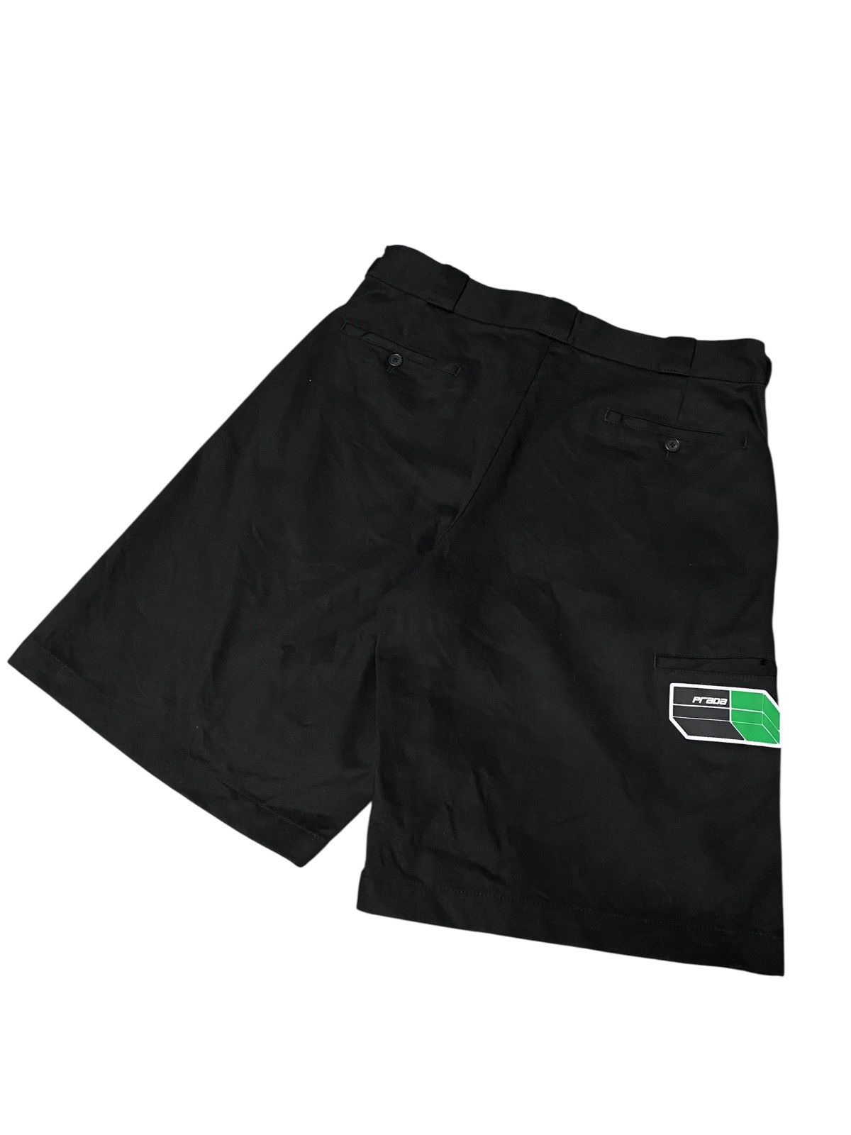Prada Prada sport x dickies jorts rubber tags Size US 34 / EU 50 - 2 Thumbnail