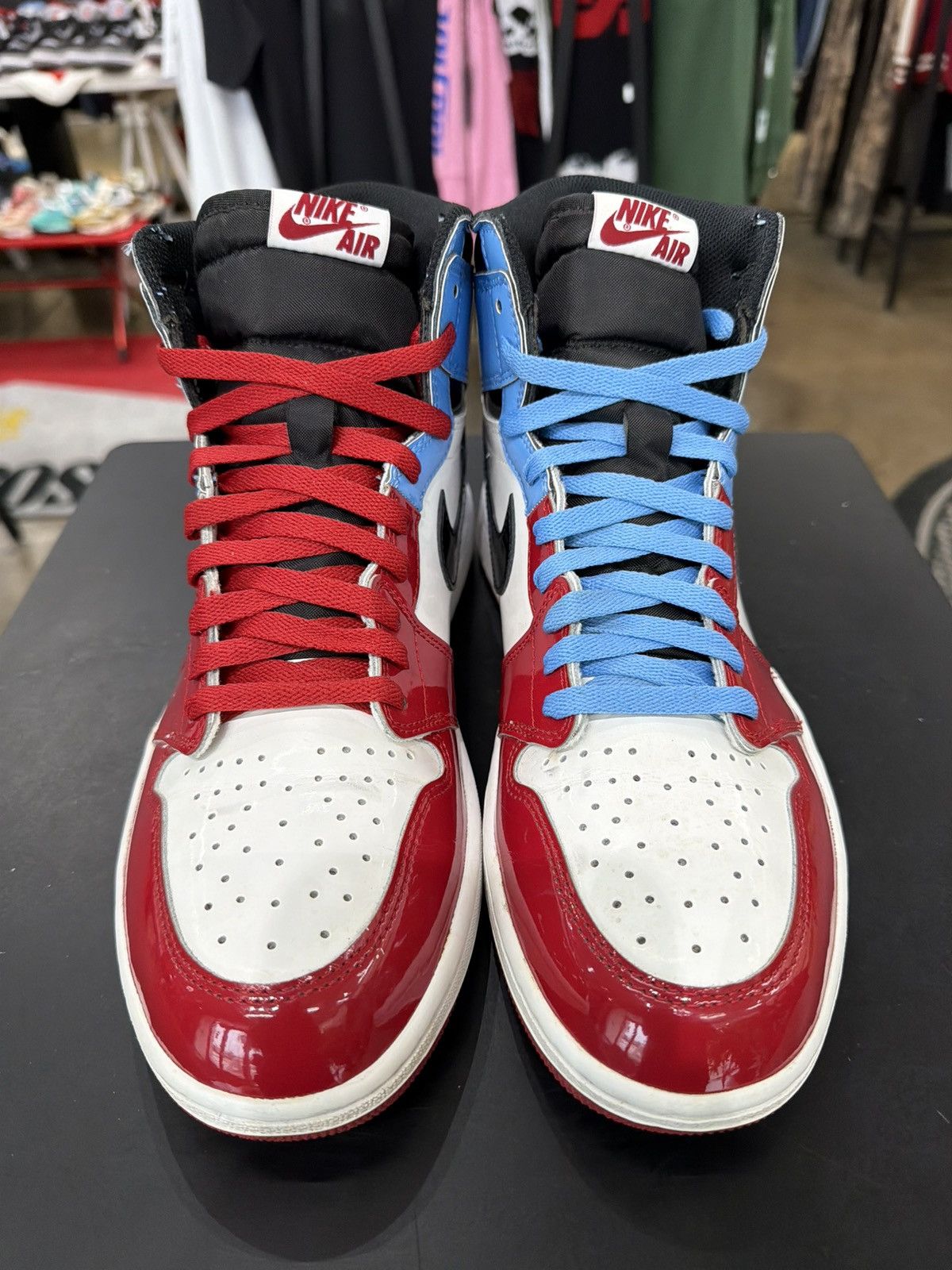 Jordan Brand Jordan 1 Fearless UNC Chicago Size 11 (2019) Size US 11 / EU 44 - 2 Thumbnail