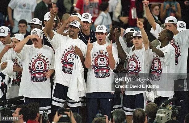 NBA × Vintage ARIZONA WILDCATS VINTAGE SHIRT 1897 1997 100 YEARS Size US L / EU 52-54 / 3 - 10 Thumbnail