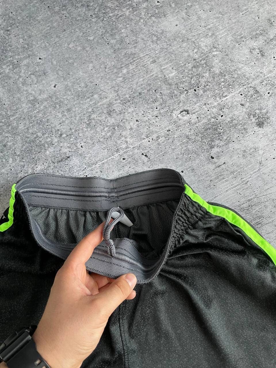Nike Vintage Nike 90’s Y2K Style Drill Grey Shorts Dri-Fit Size US 32 / EU 48 - 9 Thumbnail