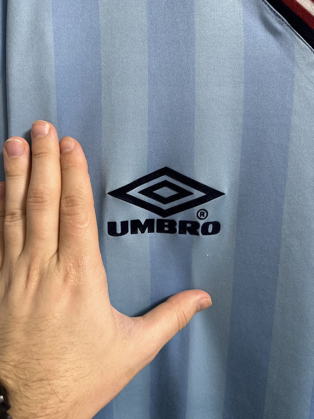 Umbro Rare Vintage T-Shirt Umbro Pro Training. Size US XL / EU 56 / 4 - 3 Thumbnail
