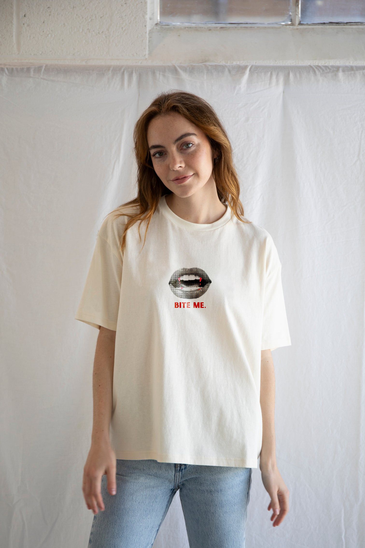 Designer × Vintage Bite Me Tee – Y2K Vampire Graphic Retro Statement Size S / US 4 / IT 40 - 1 Thumbnail