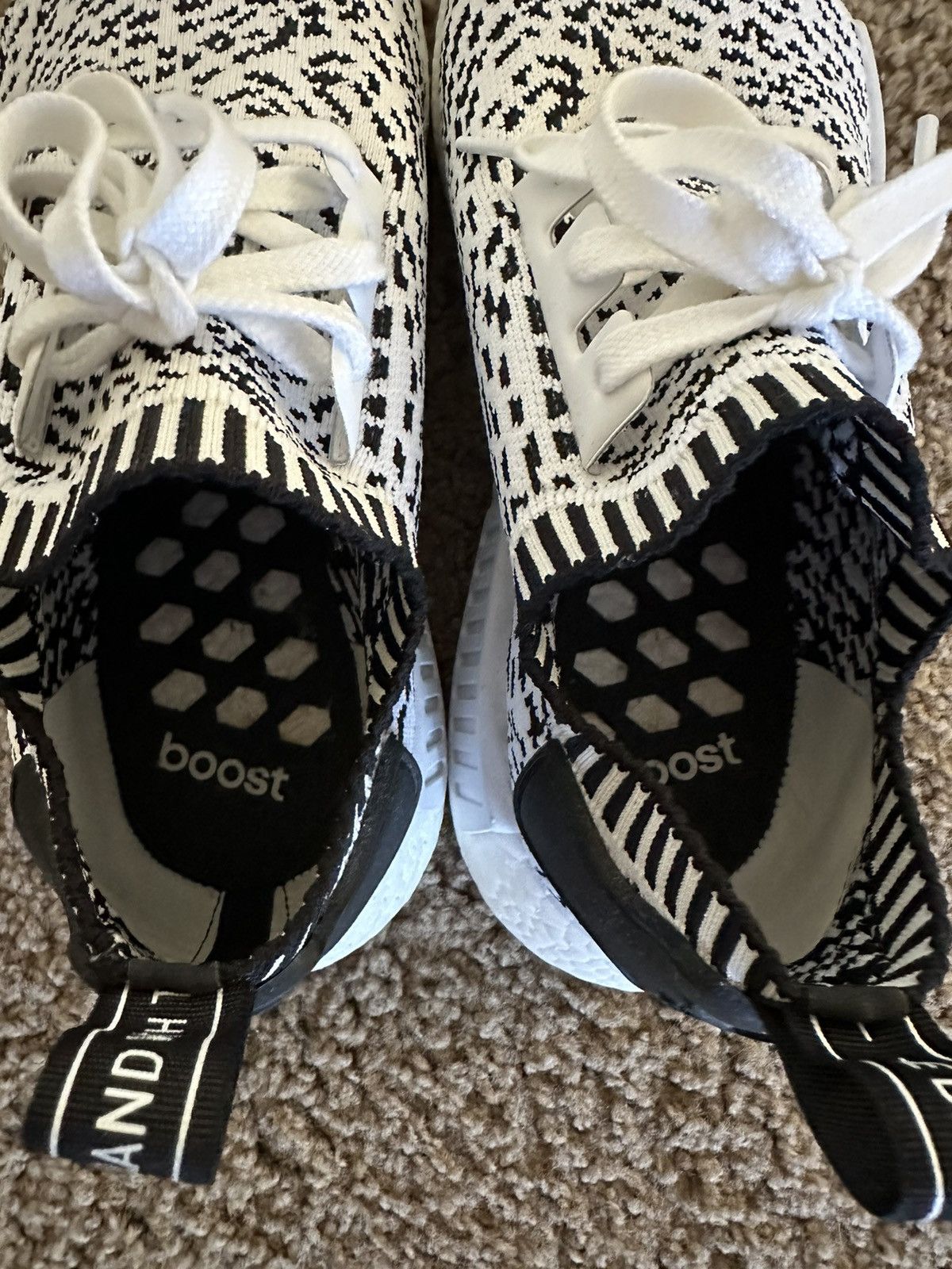 Adidas Adidas NMD_R1 Primknit ‘Zebra’ Size US 10.5 / EU 43-44 - 4 Thumbnail