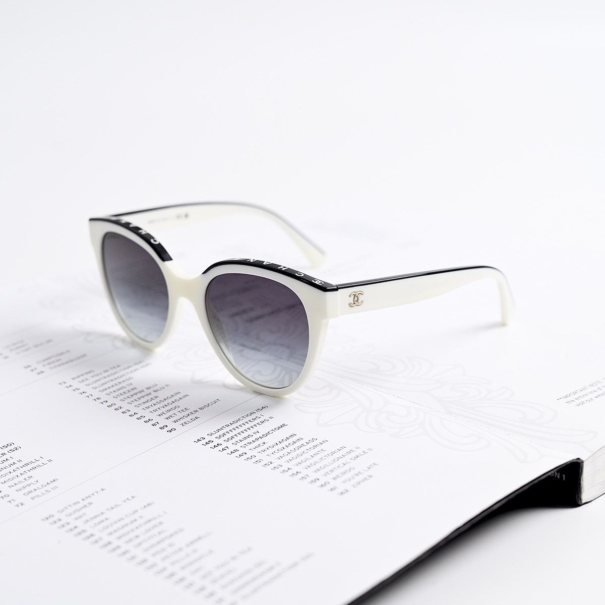 Chanel CHANEL 0CH5414 1763S6 SUNGLASSES Size ONE SIZE - 1 Thumbnail