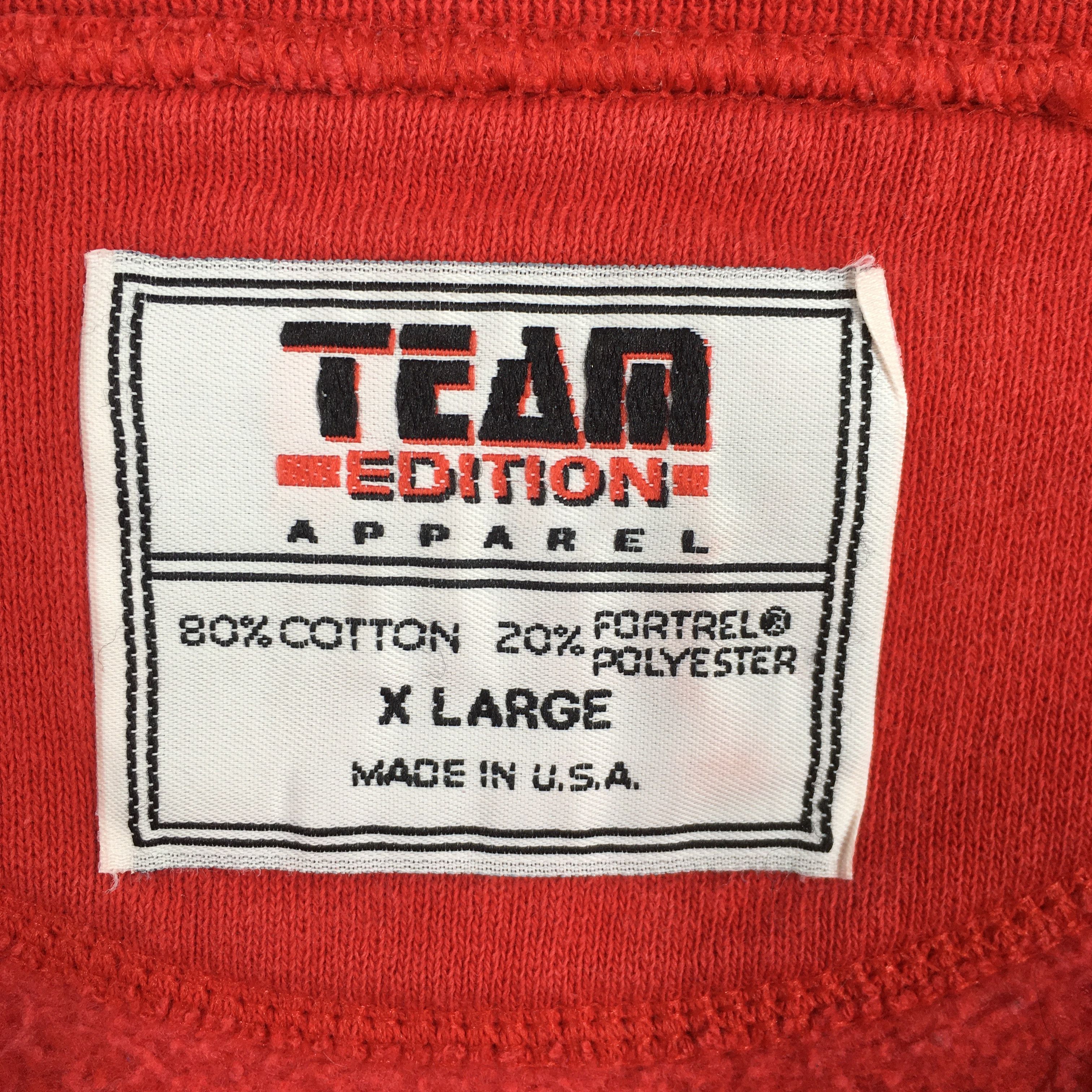 NCAA × Vintage Vintage Wisconsin Badgers Ncaa Football Sweatshirt XLarge Size US XL / EU 56 / 4 - 5 Thumbnail