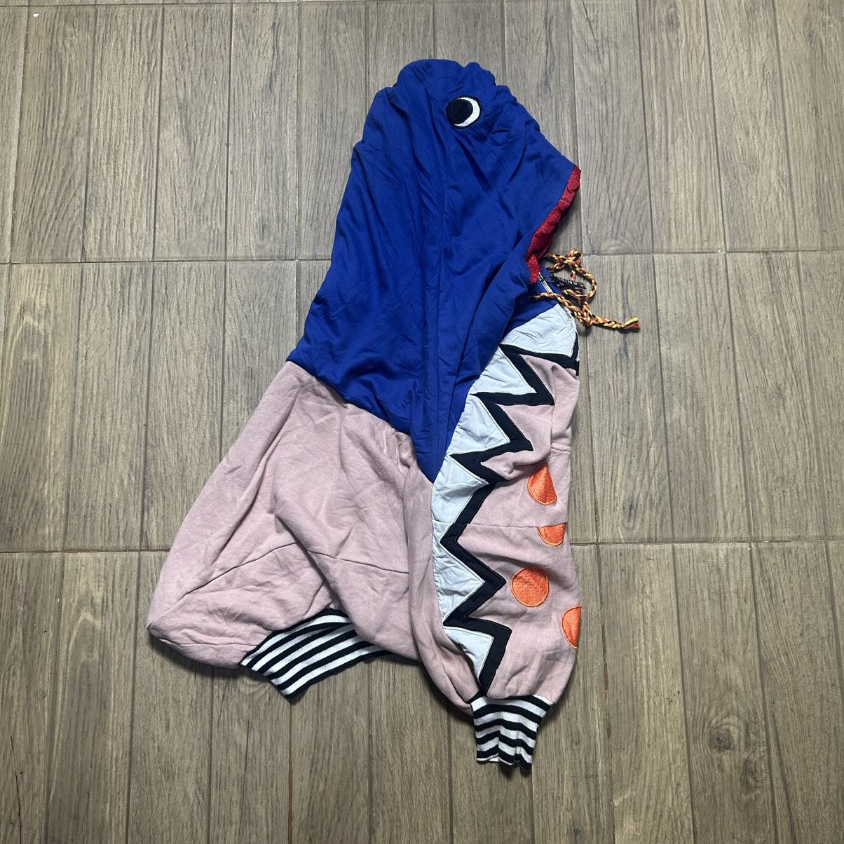 mercibeaucoup 2000s Mercibeaucoup - Shark Crop Hoodie Size L / US 10 / IT 46 - 9 Thumbnail