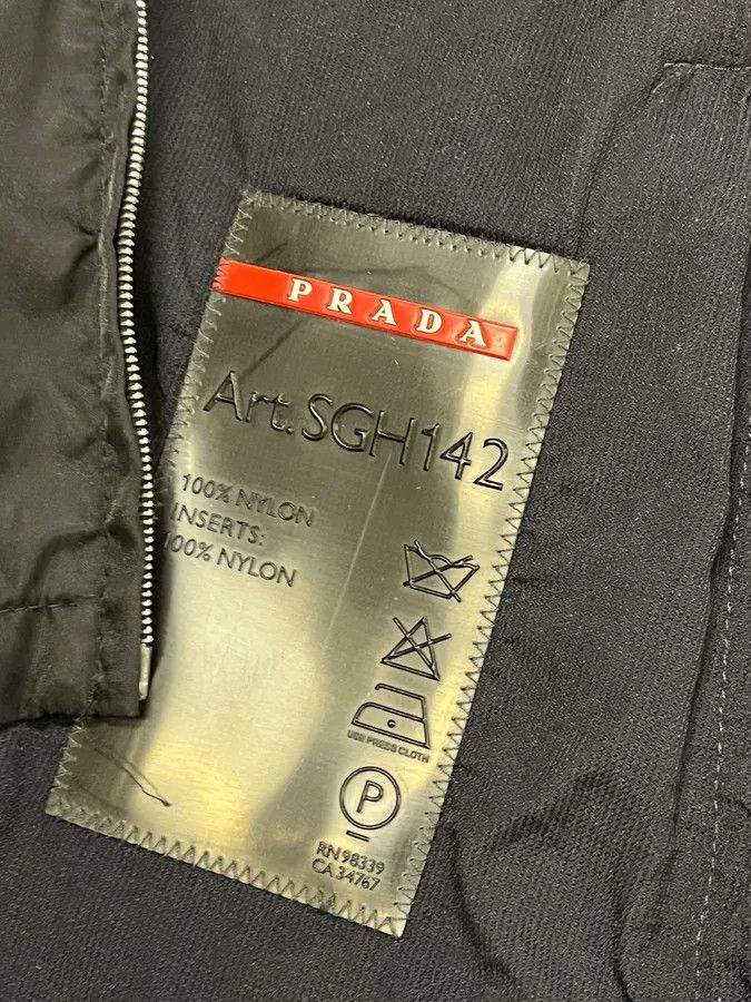 Prada AW2009 Prada Navy Nylon Hooded Jacket Linea Rossa Size US M / EU 48-50 / 2 - 11 Thumbnail