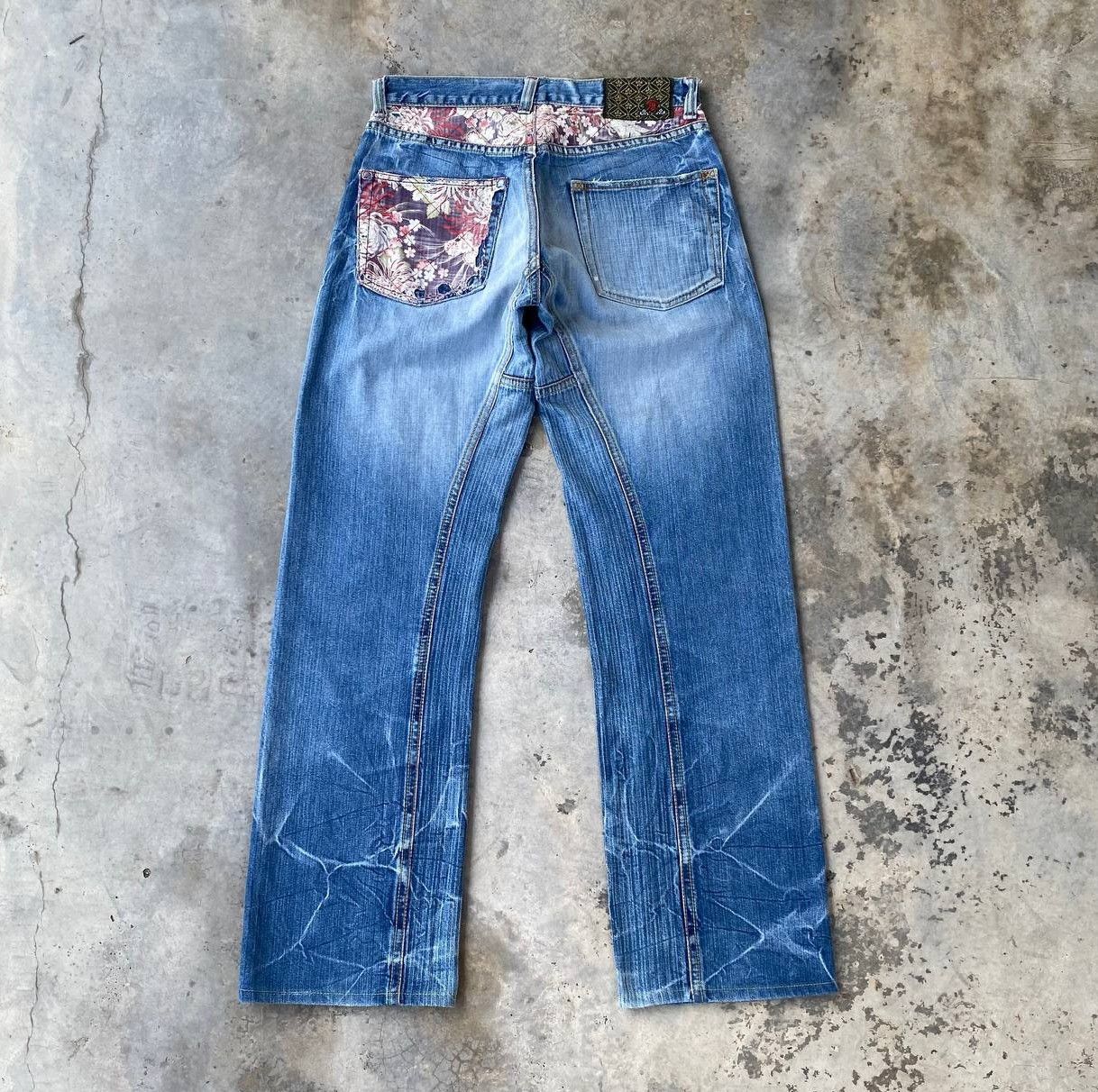 Eternal EXTERNAL JAPAN DISTRESSED THUNDERSTORM MARK FADED BLUE WASH Size US 30 / EU 46 - 11 Thumbnail