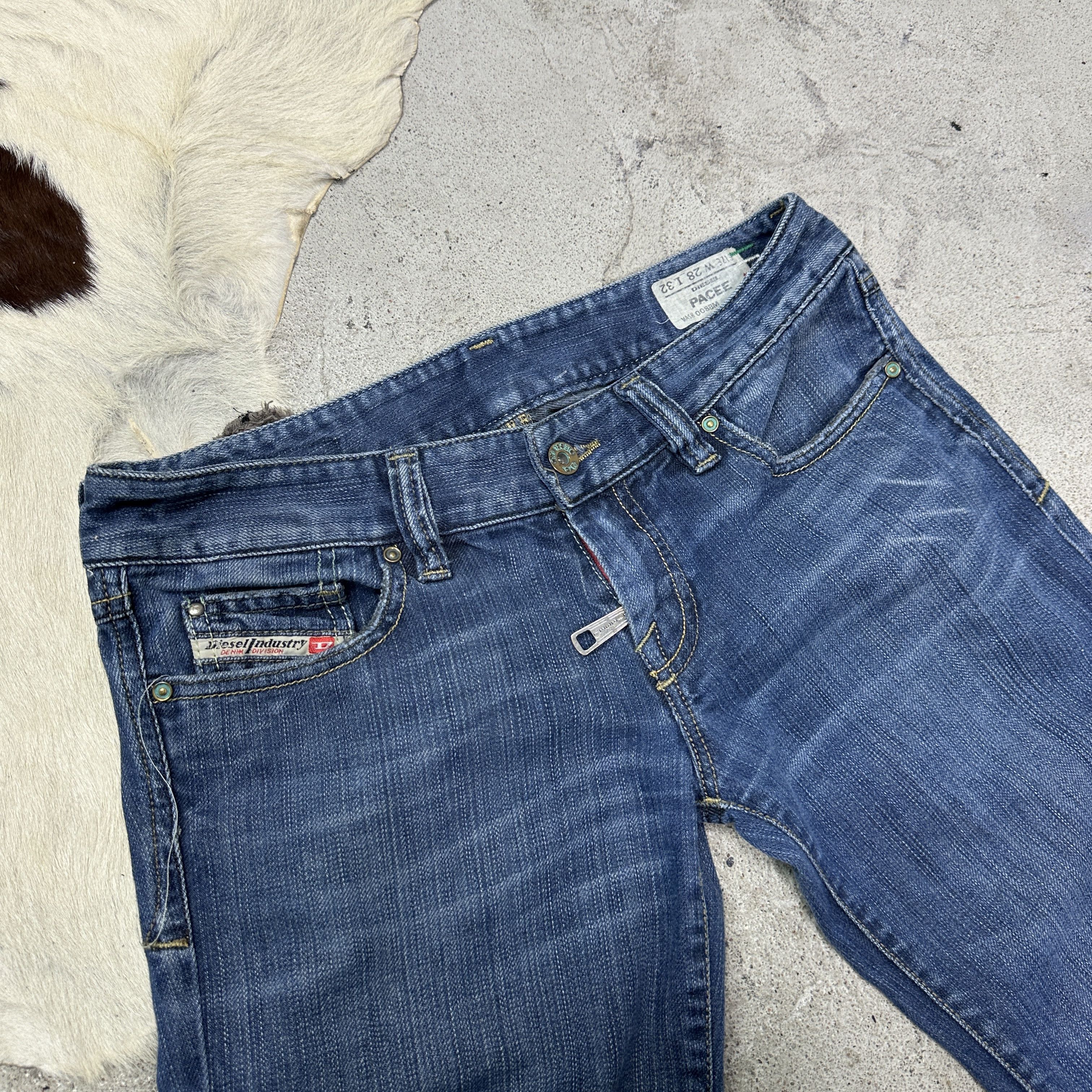 Diesel Vintage Denim Streetwear Diesel Low Waist Flared Jeans 00s Size US 33 - 7 Thumbnail