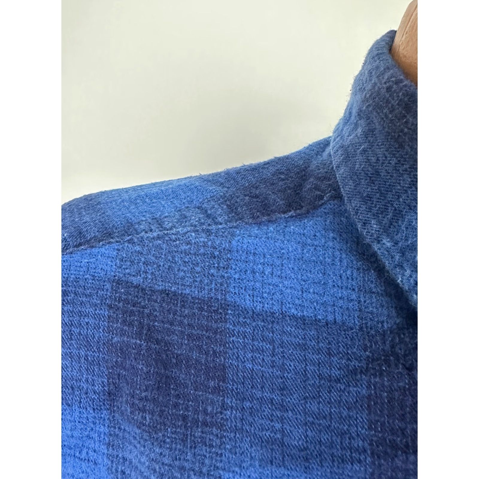 Roundtree & Yorke VINTAGE Roundtree & Yorke Blue Check Flannel Shirt Men Medium Faded Grunge 90s Casual Size US M / EU 48-50 / 2 - 4 Thumbnail