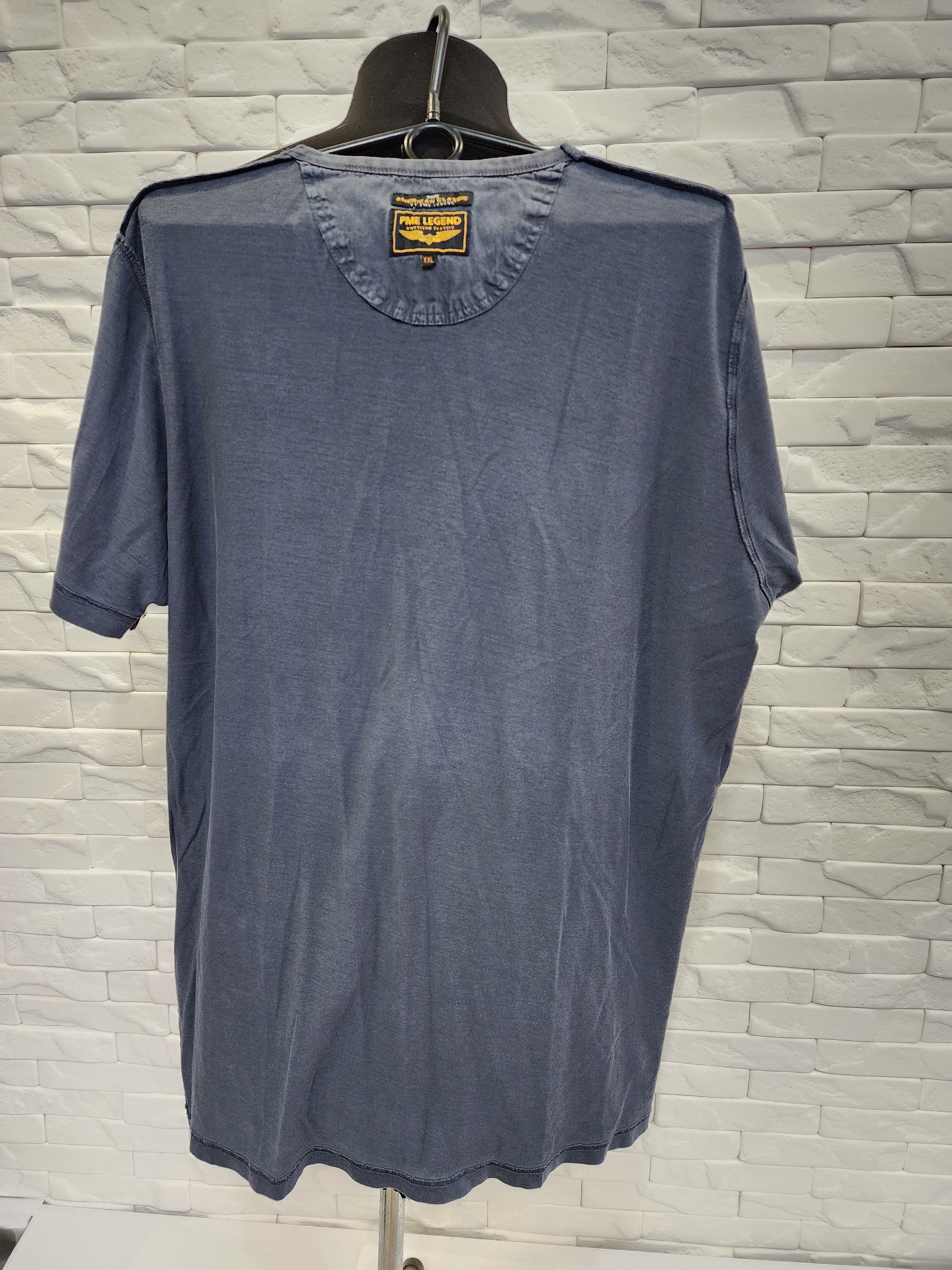 Other Legendary gray T-shirt with logo print. Size US XL / EU 56 / 4 - 8 Thumbnail