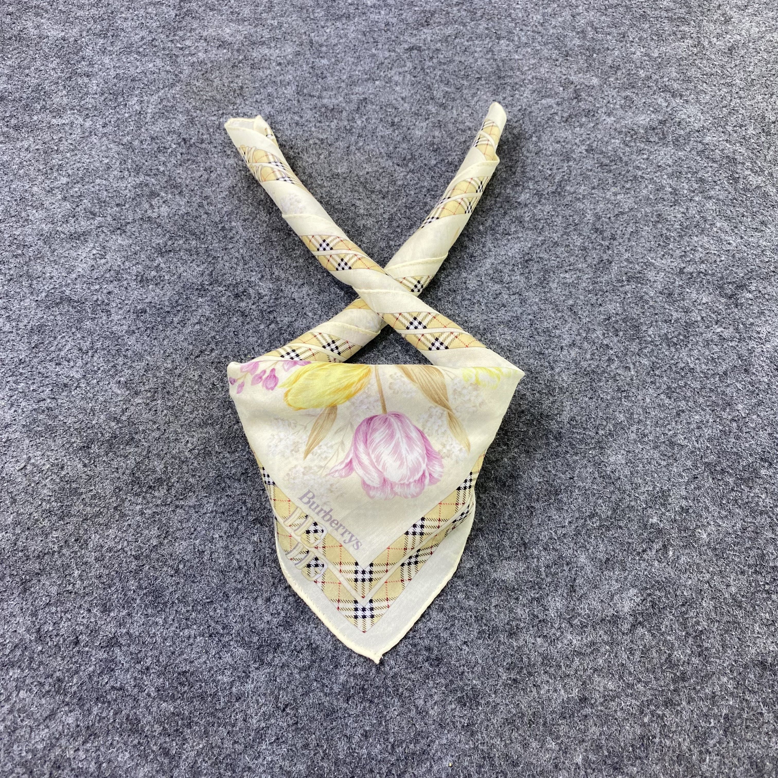 Burberry Vintage Burberry Handkerchief / Bandana / Neckerchief-B2312 Size ONE SIZE - 2 Thumbnail