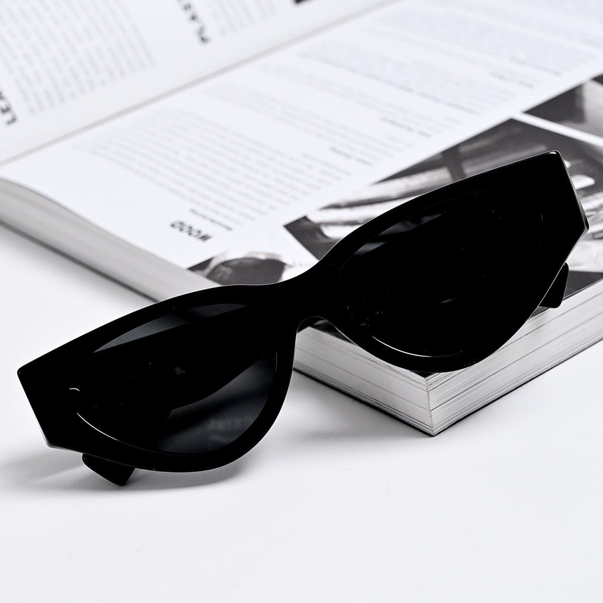 Miu Miu MIU MIU 0MU 03ZS SUNGLASSES Size ONE SIZE - 8 Thumbnail
