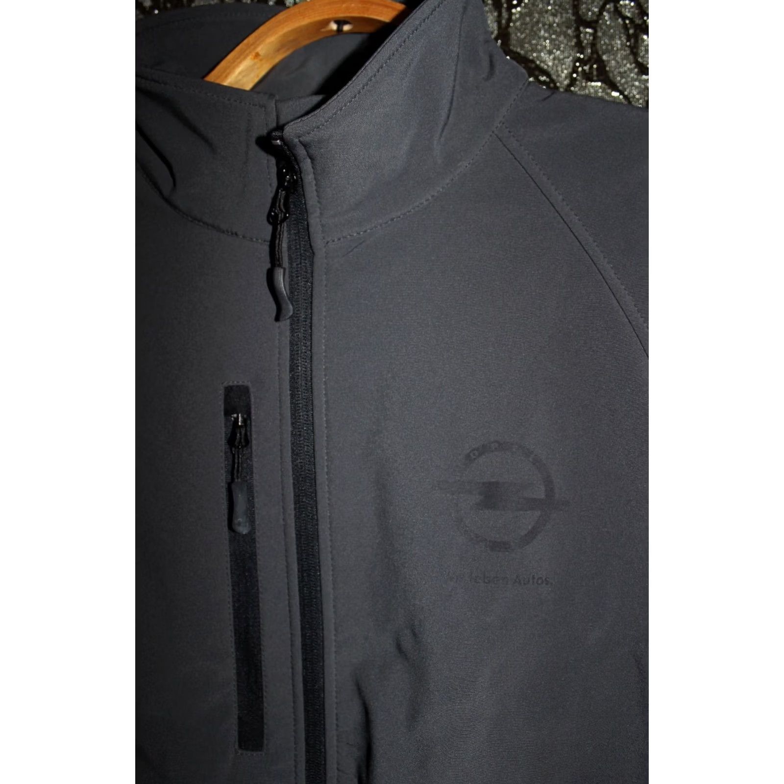 Vintage VINTAGE Opel Team Jacket Softshell Grey Russell - size L Mens Grey Softshell Jacket 58cm Pit to Pit 68-73 cm Size US L / EU 52-54 / 3 - 3 Thumbnail
