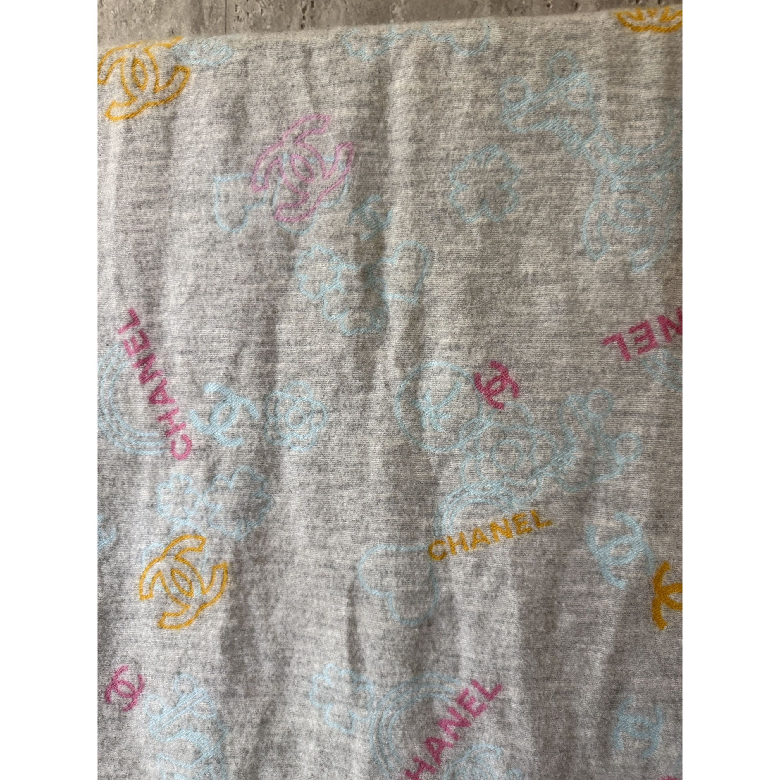 Chanel Chanel Gray Multicolor Logo Pattern Scarf 43% Cashmere 36% W Size ONE SIZE - 10 Thumbnail