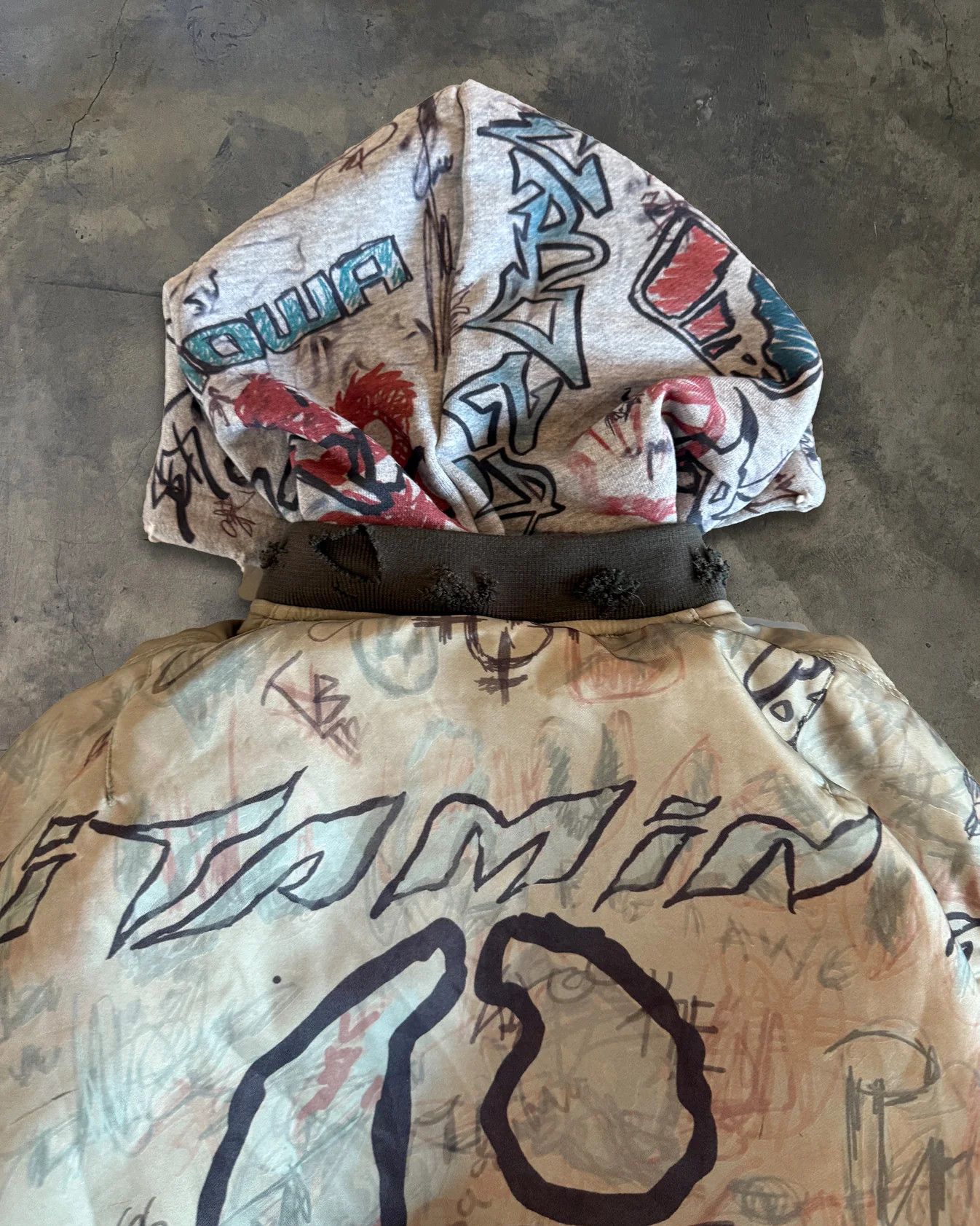 Mowalola MOWALOLA GRAFFITI REVERSIBLE BOMBER M Size US M / EU 48-50 / 2 - 5 Thumbnail