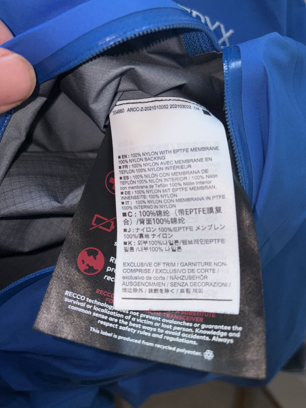 Arc'teryx Arc’teryx Beta AR Jacket – Blue – Men’s Medium (M) Size US M / EU 48-50 / 2 - 10 Thumbnail