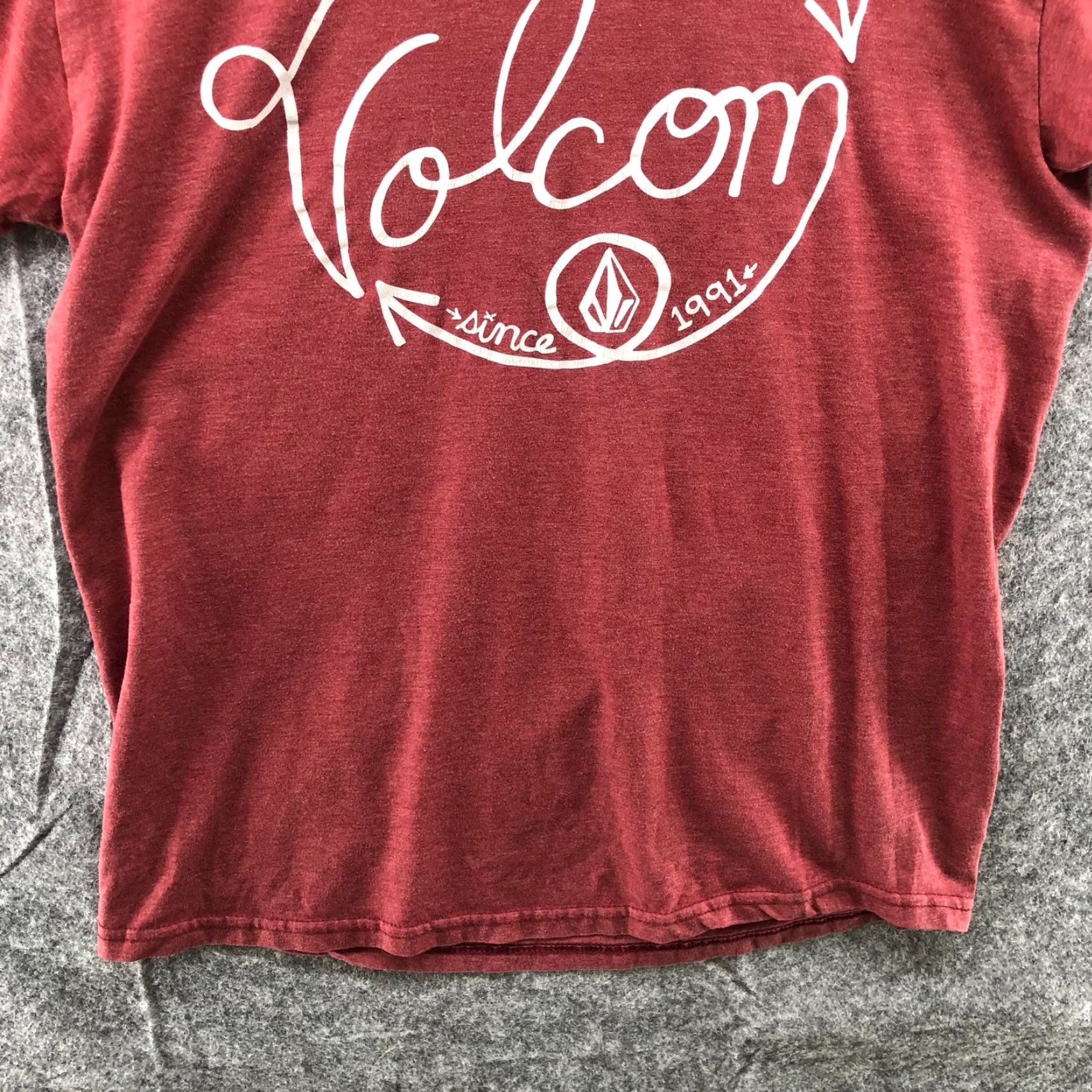 Volcom VINTAGE Volcom Logo T Shirt Mens Medium M Red Cotton Short Sleeve Crewneck Modern California Size US M / EU 48-50 / 2 - 4 Thumbnail