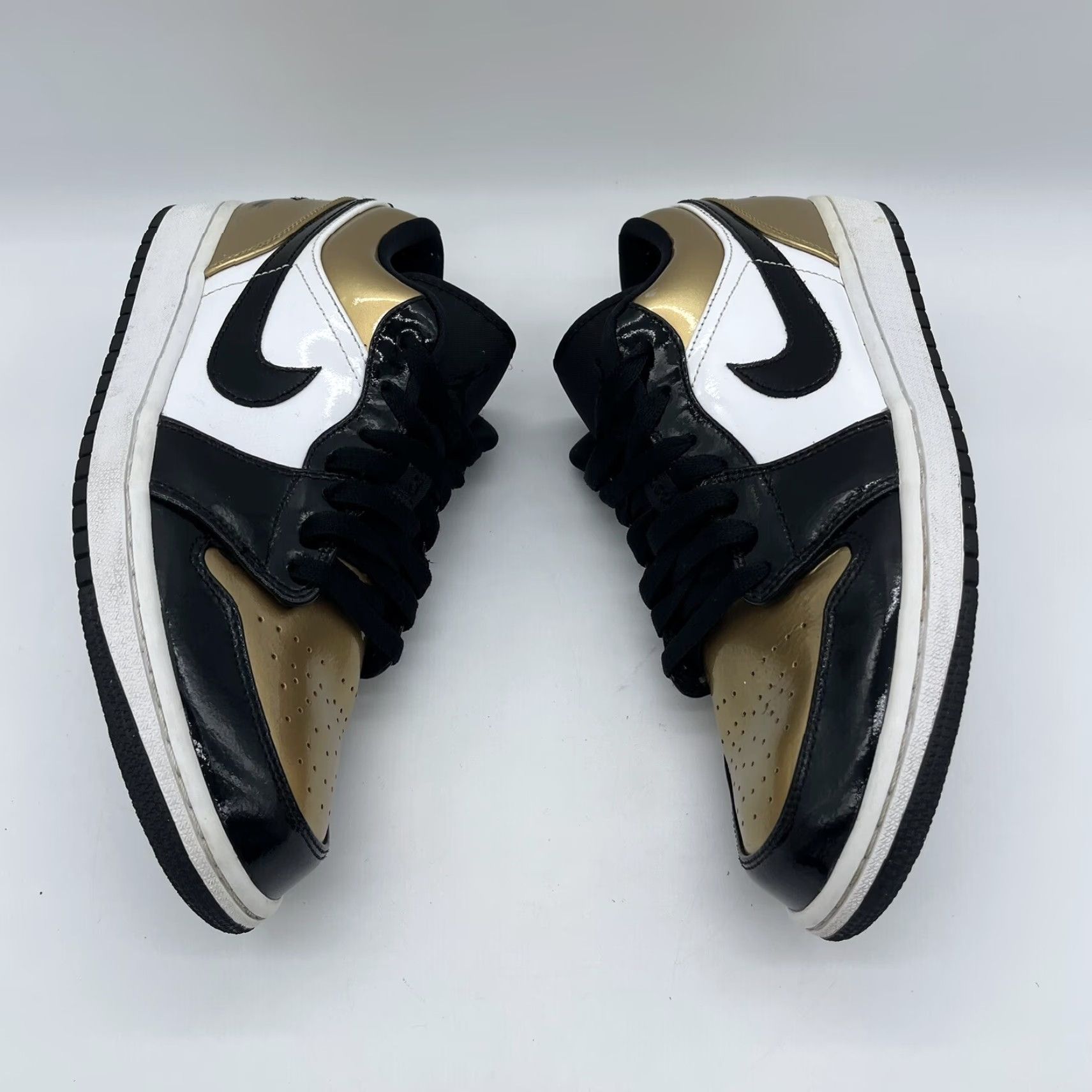 Jordan Brand Nike Air Jordan 1 Low Gold Toe Sneakers CQ9447-700 Men 10 Shoes Patent Leather Black White Gold Swoosh Wing Mens Shoes Size US 9 / EU 42 - 4 Thumbnail