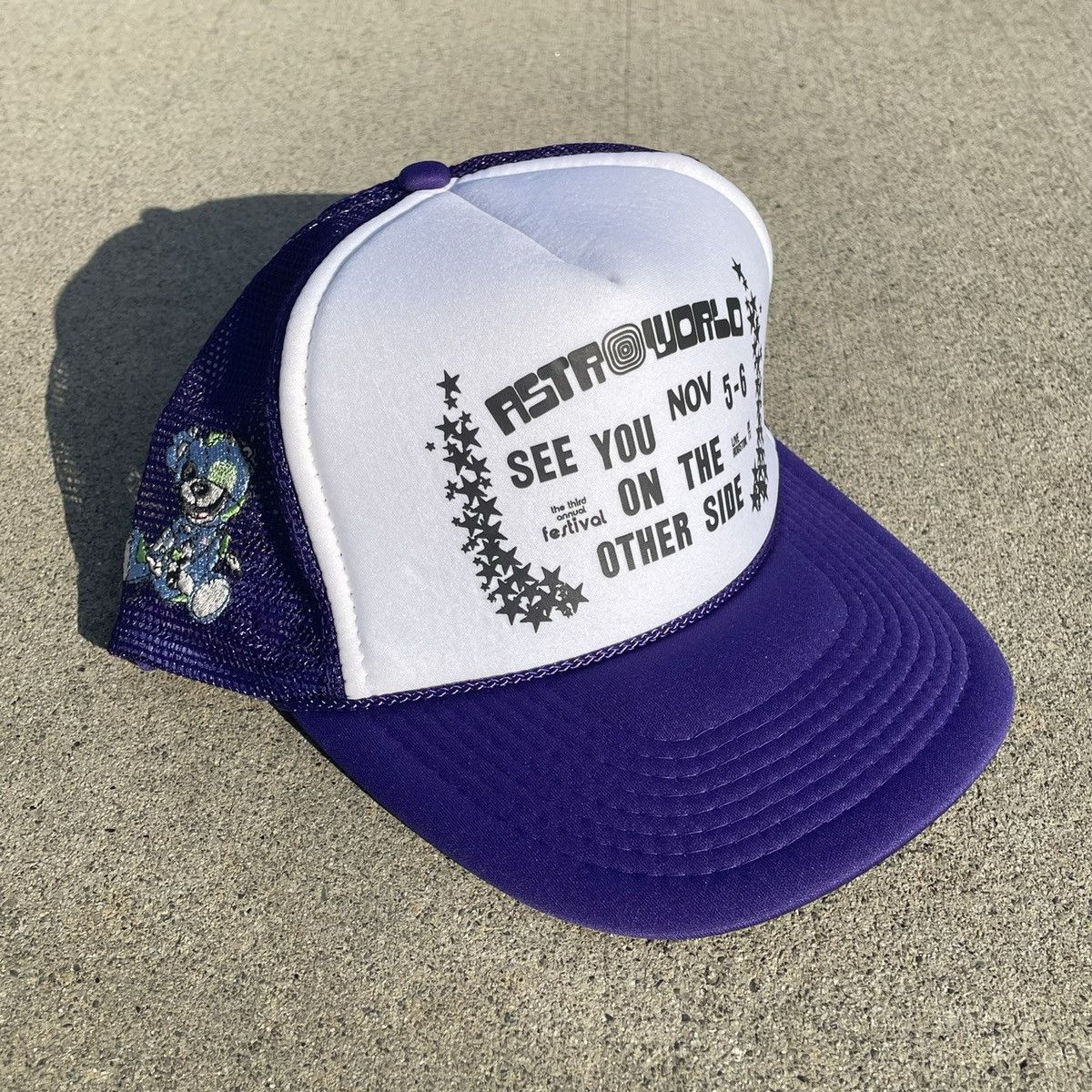 Travis Scott Rare Travis Scott Astrofest 2021 Purple Trucker Hat Size ONE SIZE - 1 Thumbnail