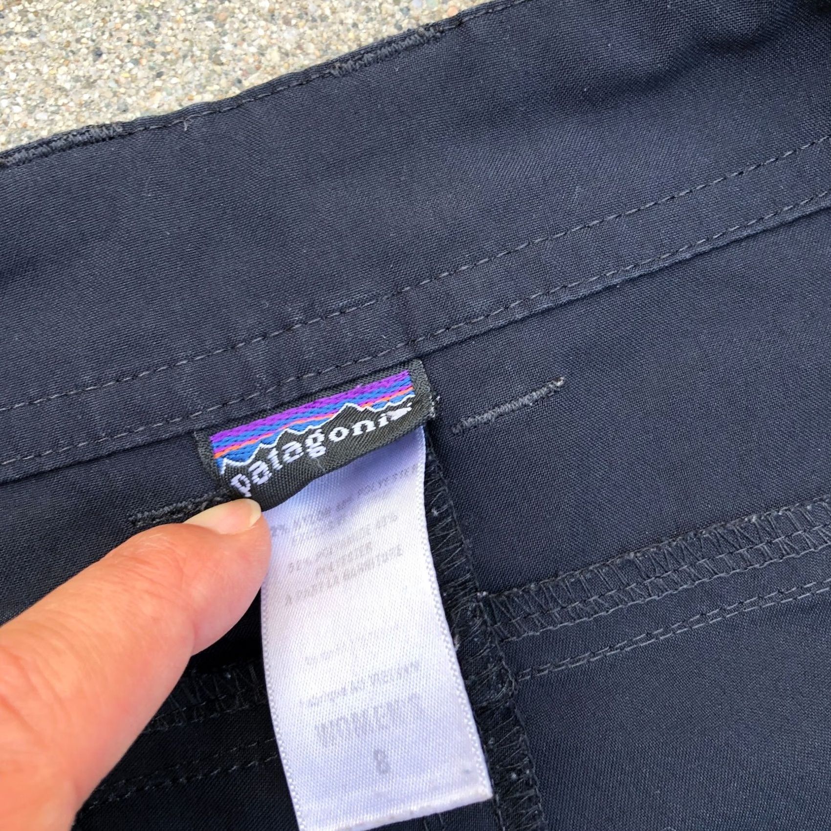 Patagonia Vintage Patagonia Hiking Cropped Pants Women's 8 Black Nylon Outdoors Wide-Leg Pants Womens 8 Black Nylon Outdoors Wide-Leg Size 30" / US 8 / IT 44 - 4 Thumbnail